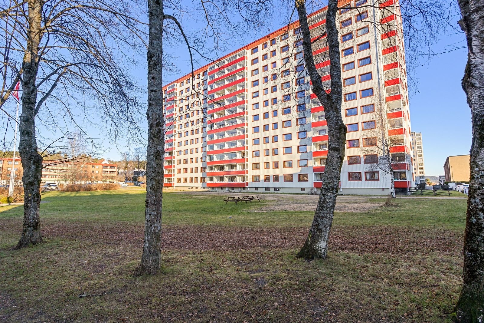 Toppleilighet med heis. Kort vei til t-bane. Galleribilde