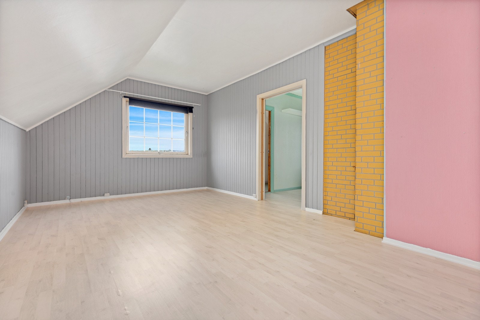 Stue/ soverom Galleribilde