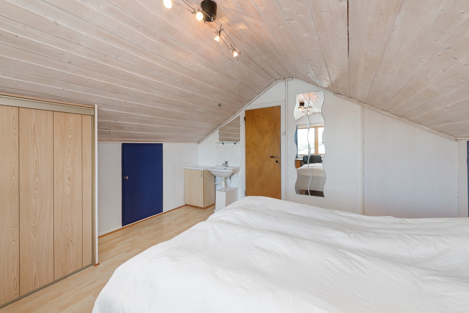 Loft, soverom 1 Galleribilde