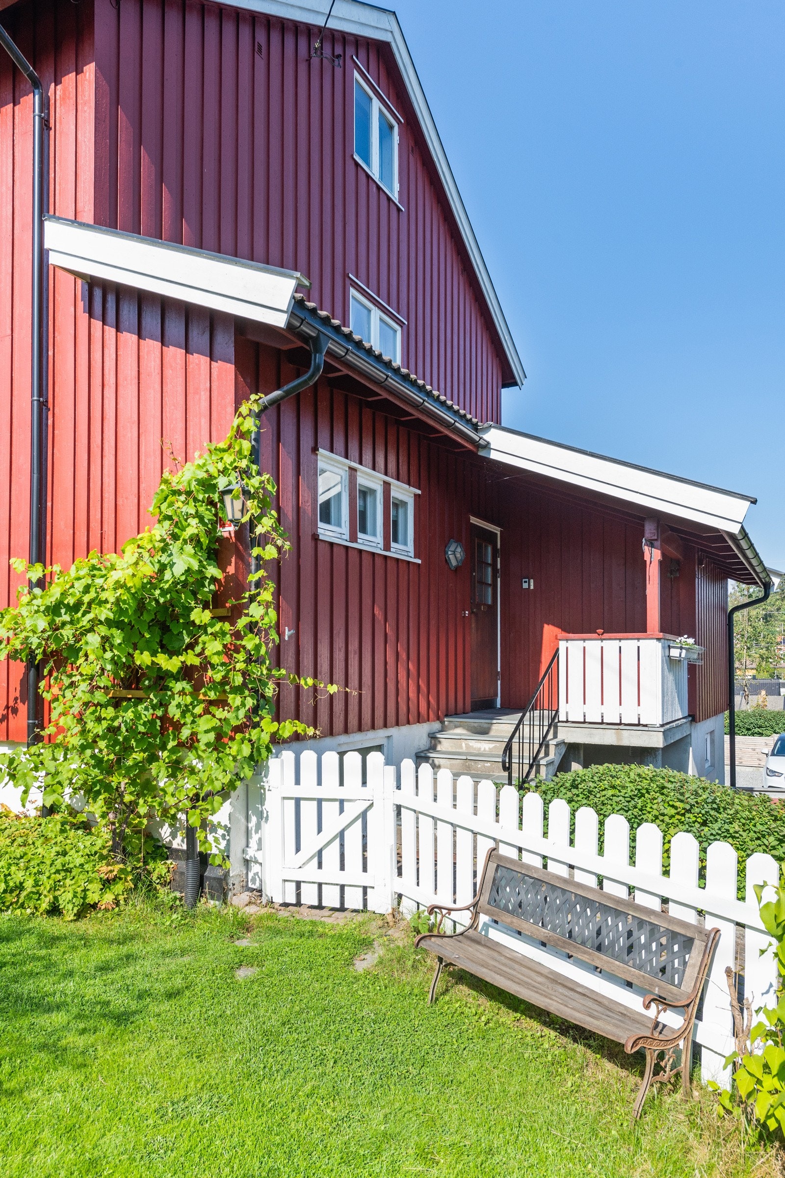 Fra hagen Galleribilde