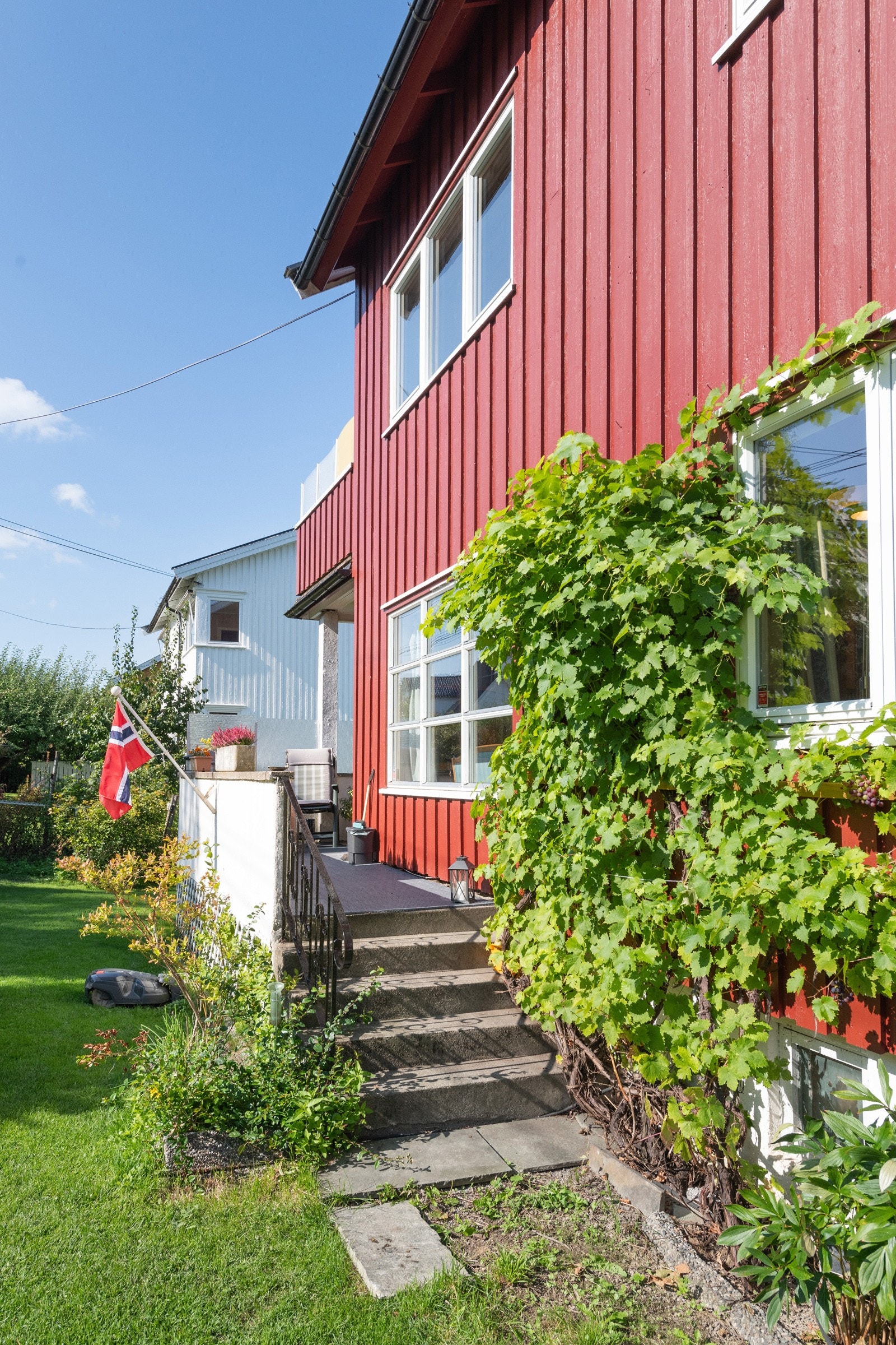 Fra hagen Galleribilde