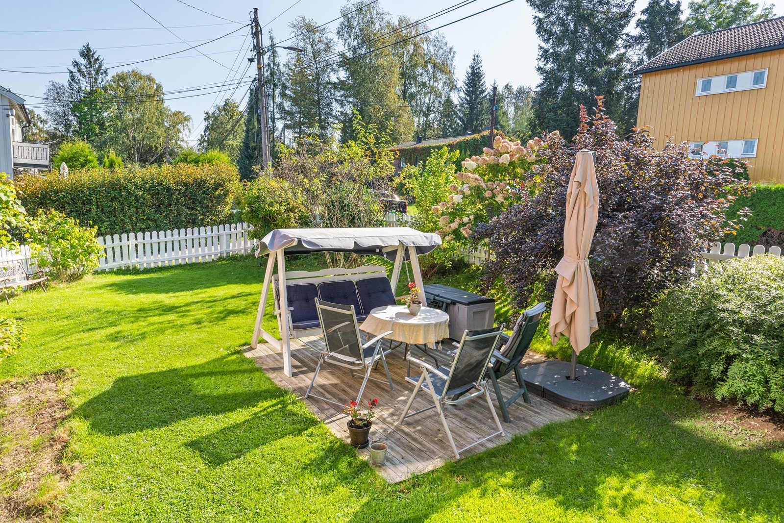 Fra hagen Galleribilde