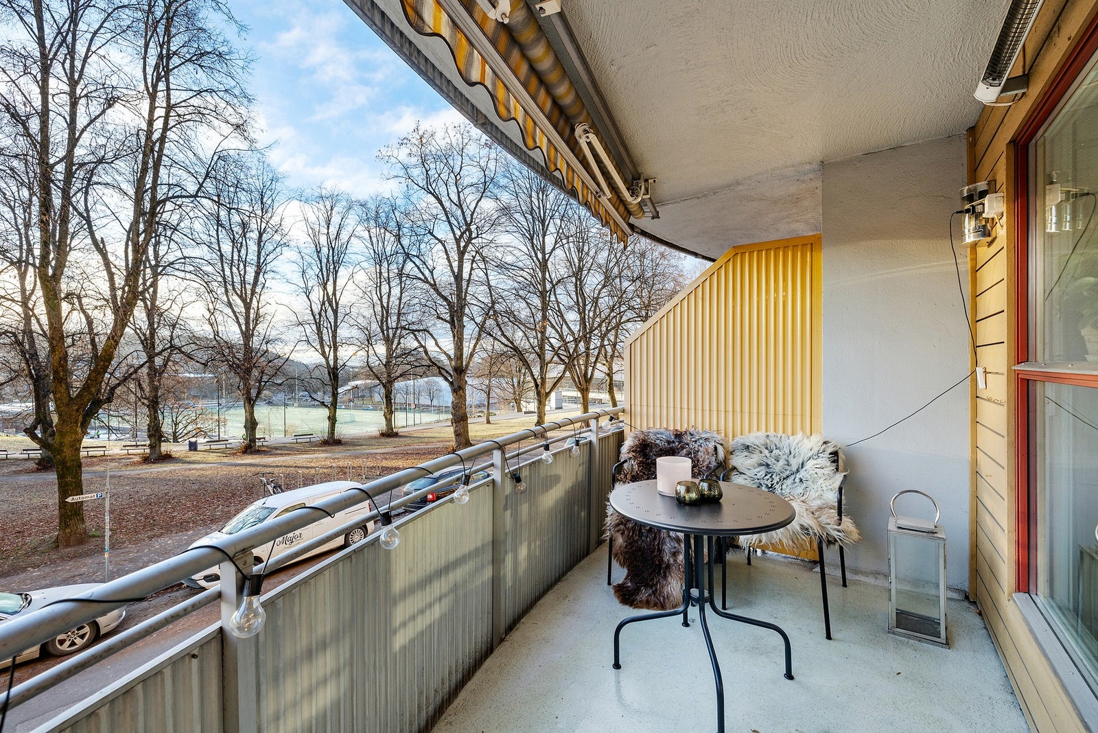 Det er god plass til utemøblement, samt diverse beplantning. Galleribilde