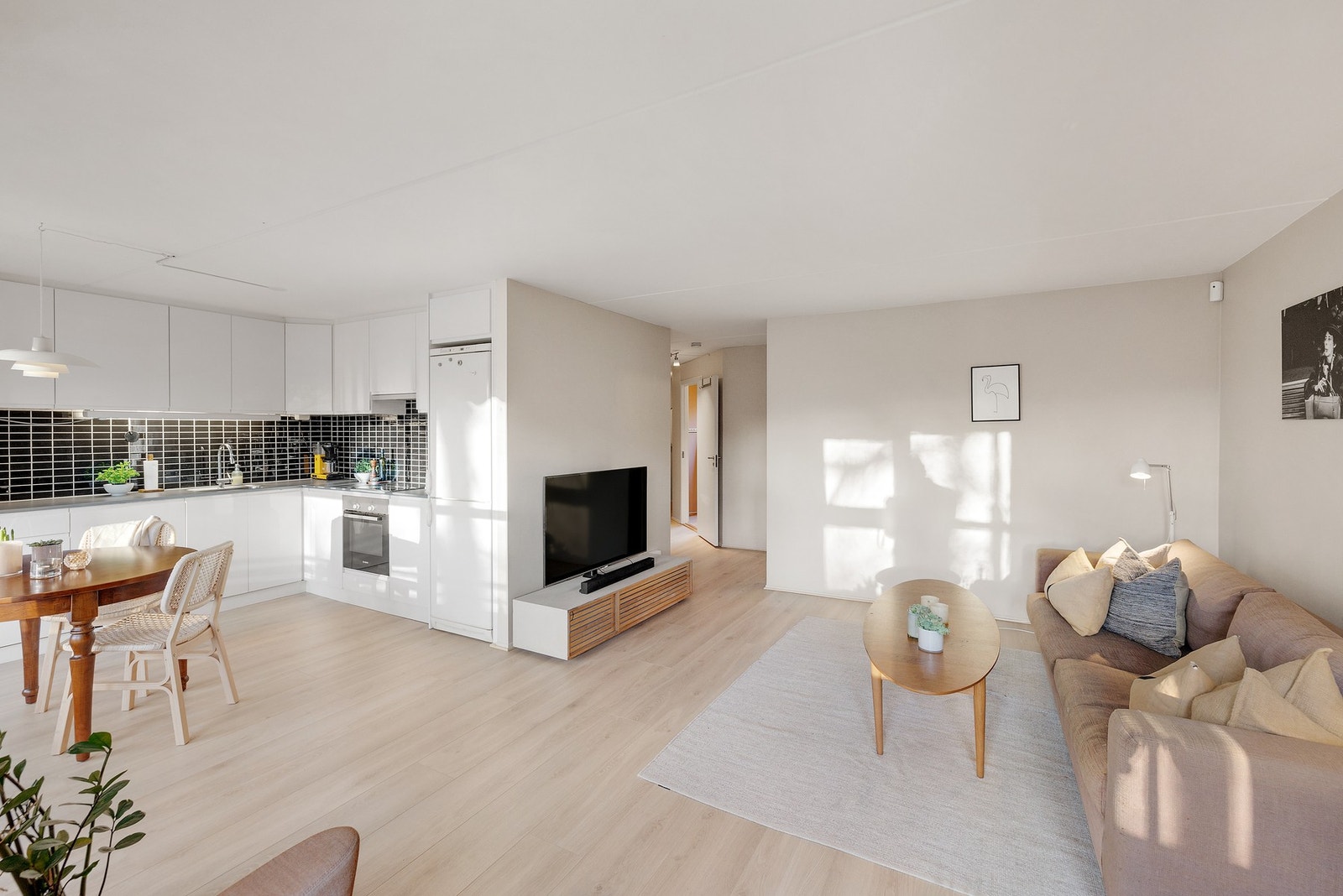 En strøken 3-roms selveier med solrik balkong. Galleribilde