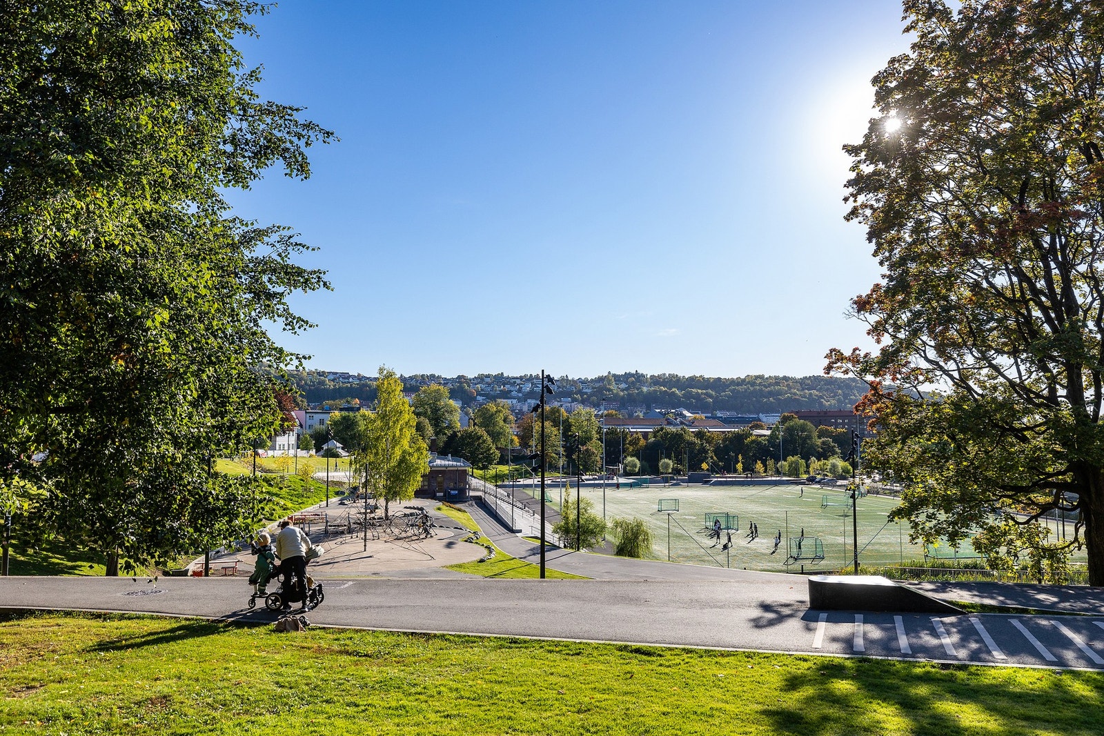 I umiddelbar nærhet ligger Jordalparken. Galleribilde