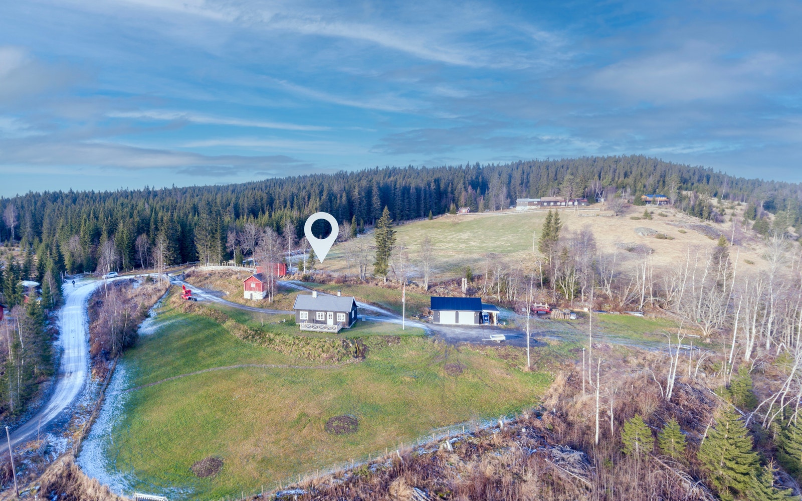 Vi presenterer en enkelt tomt med utsikt, turmuligheter og nærhet til alpinanlegg Galleribilde