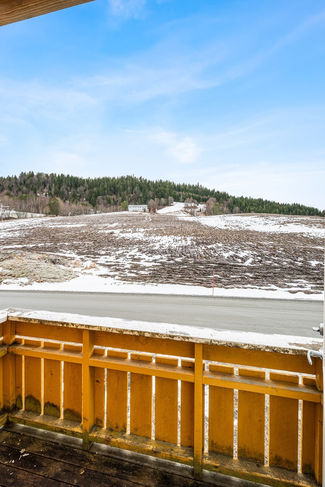 Balkong i loftetasjen på ca. 2 m². Galleribilde