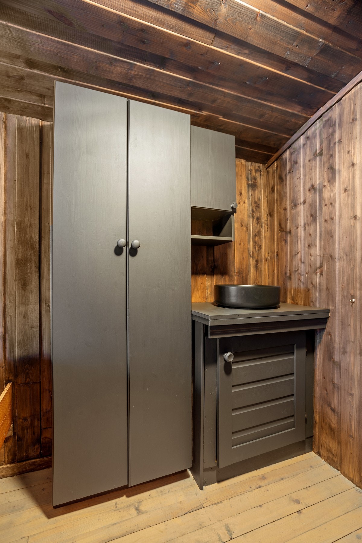 Skap på soverom Galleribilde