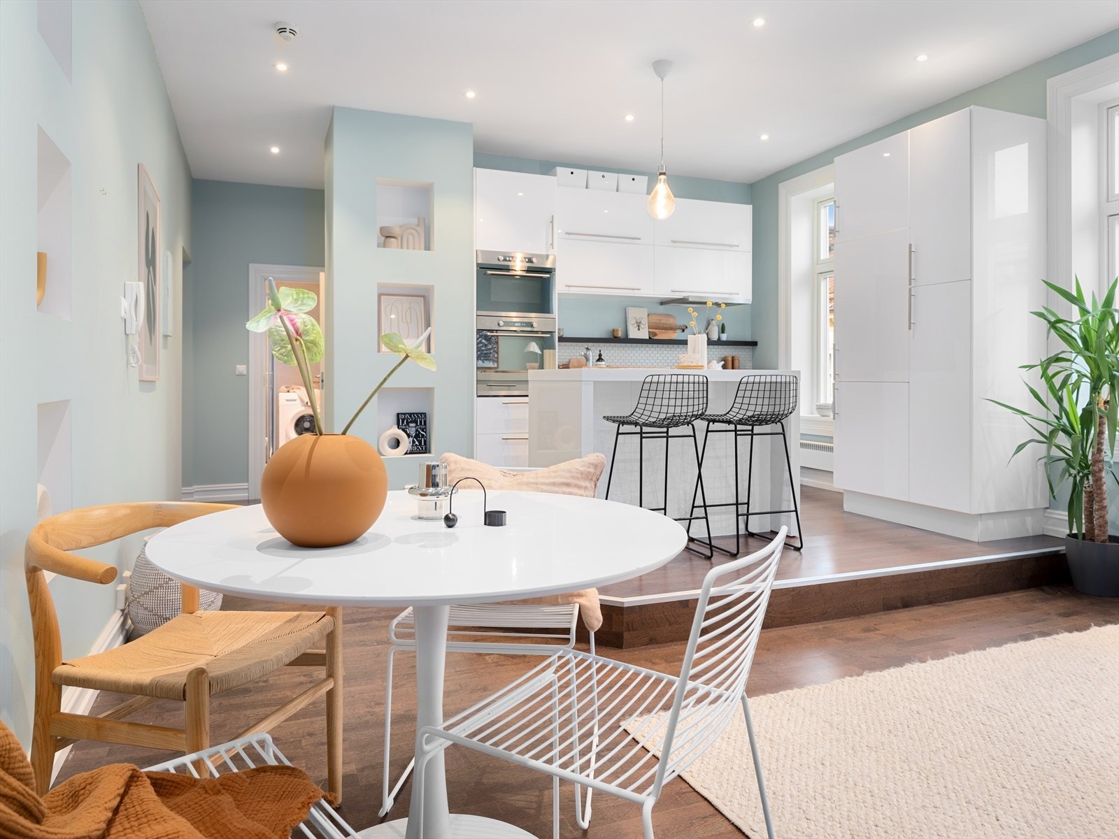 - Overflatene er slette, og boligen velholdt - Galleribilde