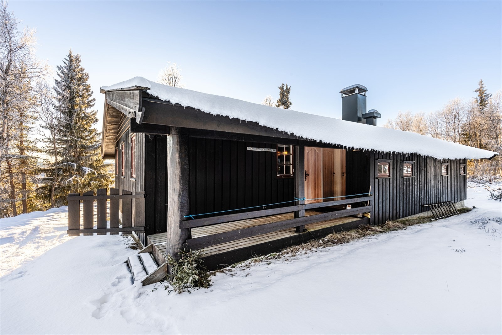 Fasade og inngangsparti. Galleribilde