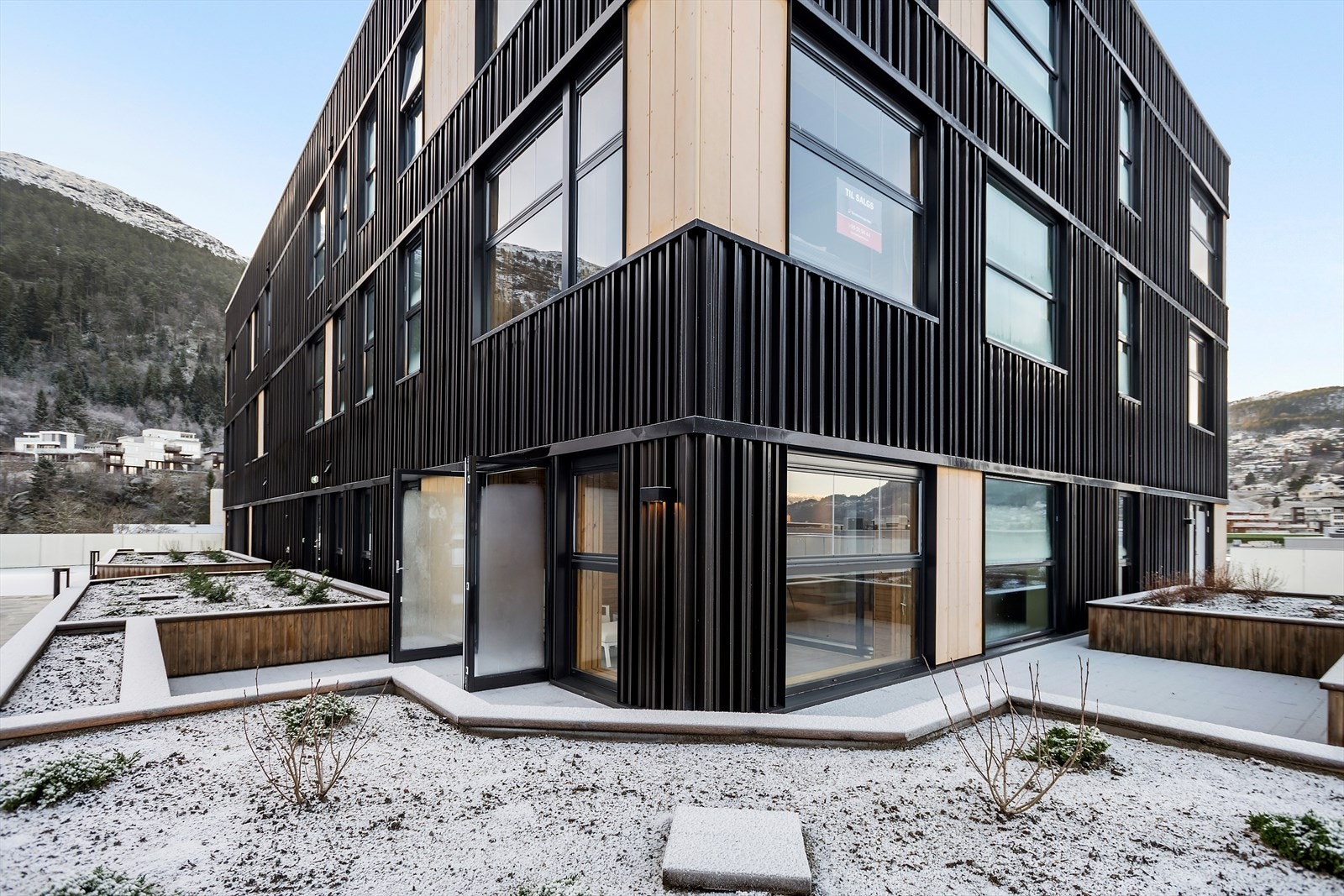 To private terrasser Galleribilde