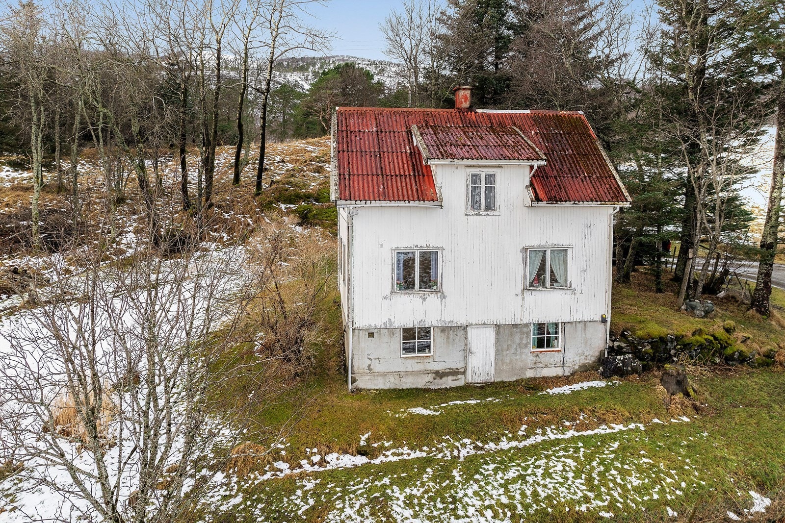 Steinslandsveien 54, "gammelstua" fra ca 1948. Galleribilde