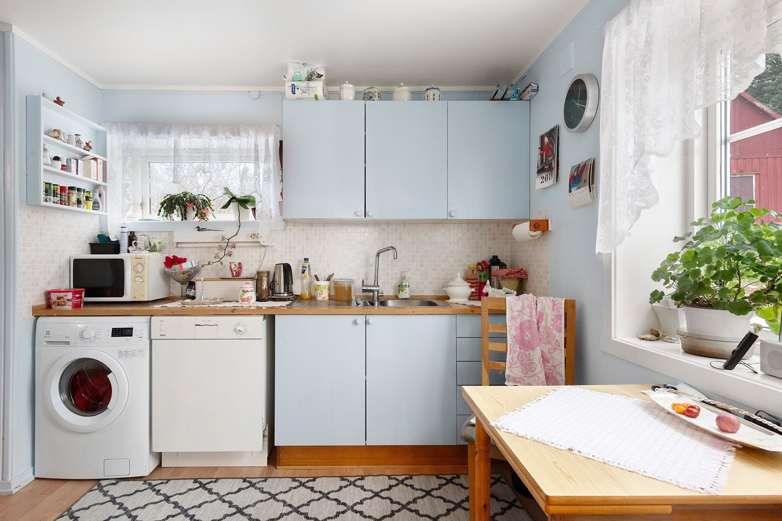 Steinslandsveien 50. Kjøkkeninnredningen. Galleribilde