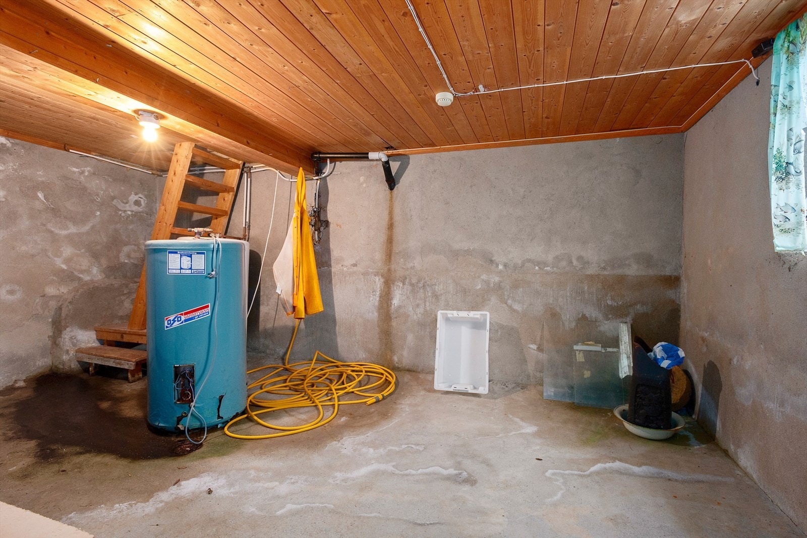 Steinslandsveien 54. Kjelleretasje. Galleribilde