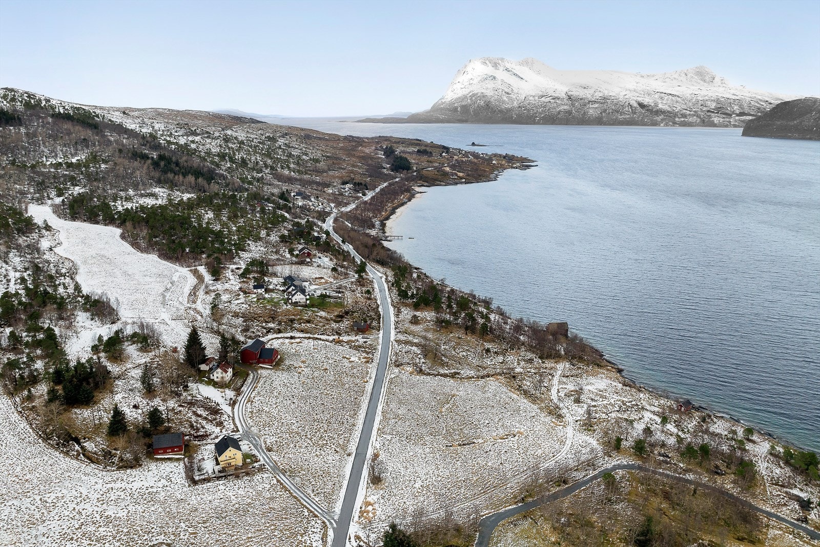 Her har du kort avstand til Helgelandskysten, også kalt Verdens Vakreste Kyst. Galleribilde