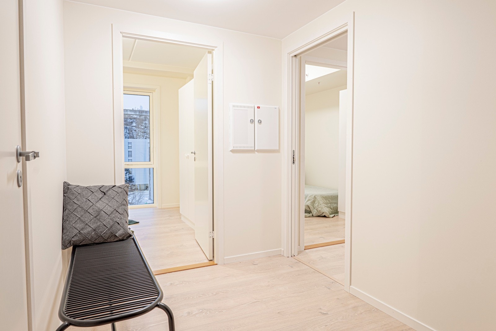 Leder deg fint videre til boligens resterende rom. Galleribilde