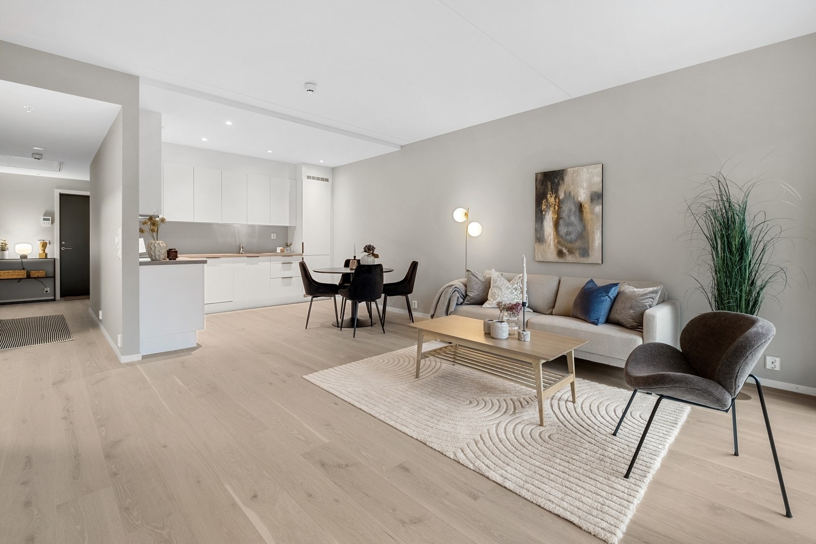 Velkommen til en flott 3 roms leilighet i 1. etasje Galleribilde