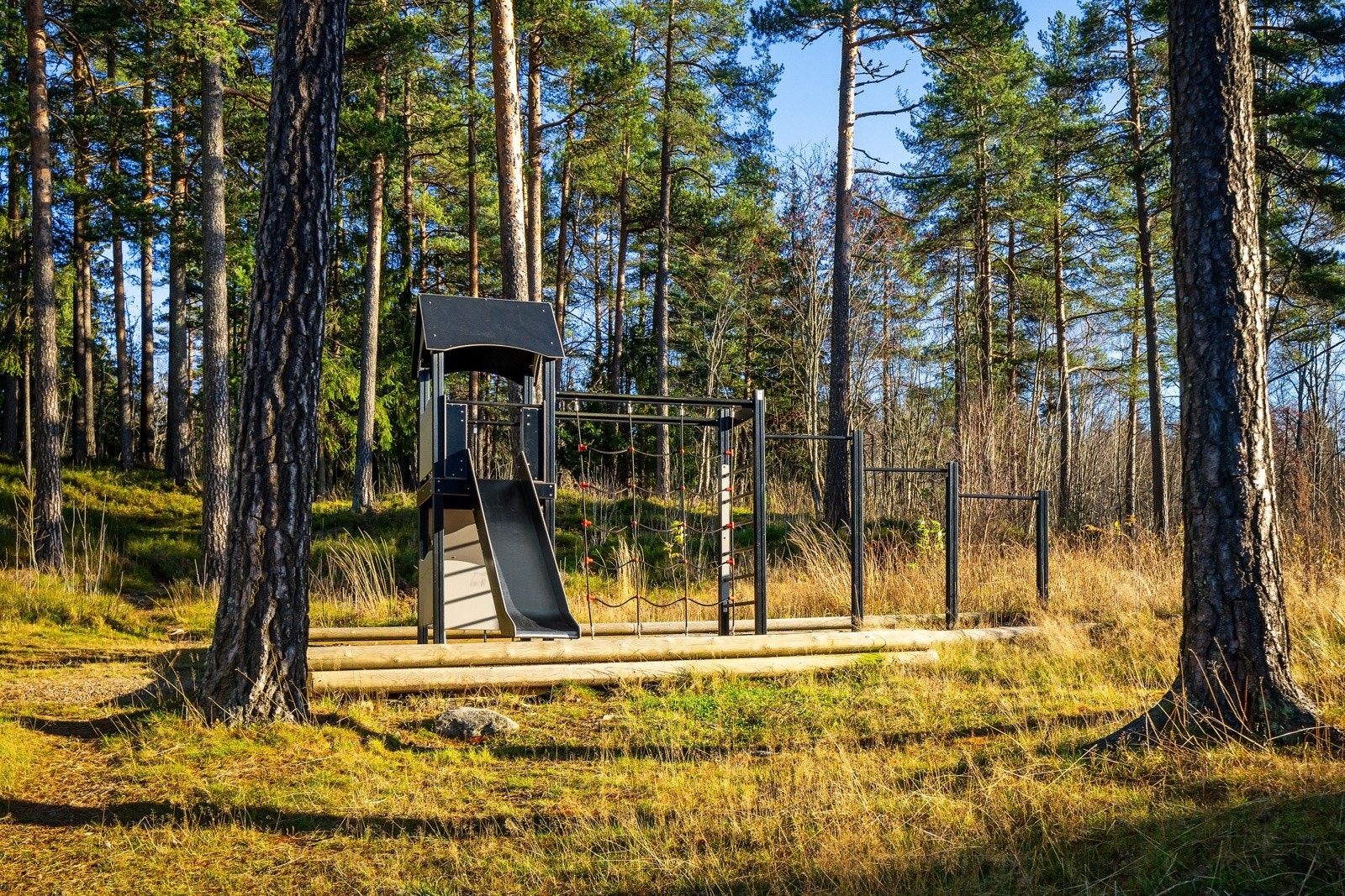 Uteområde. Galleribilde