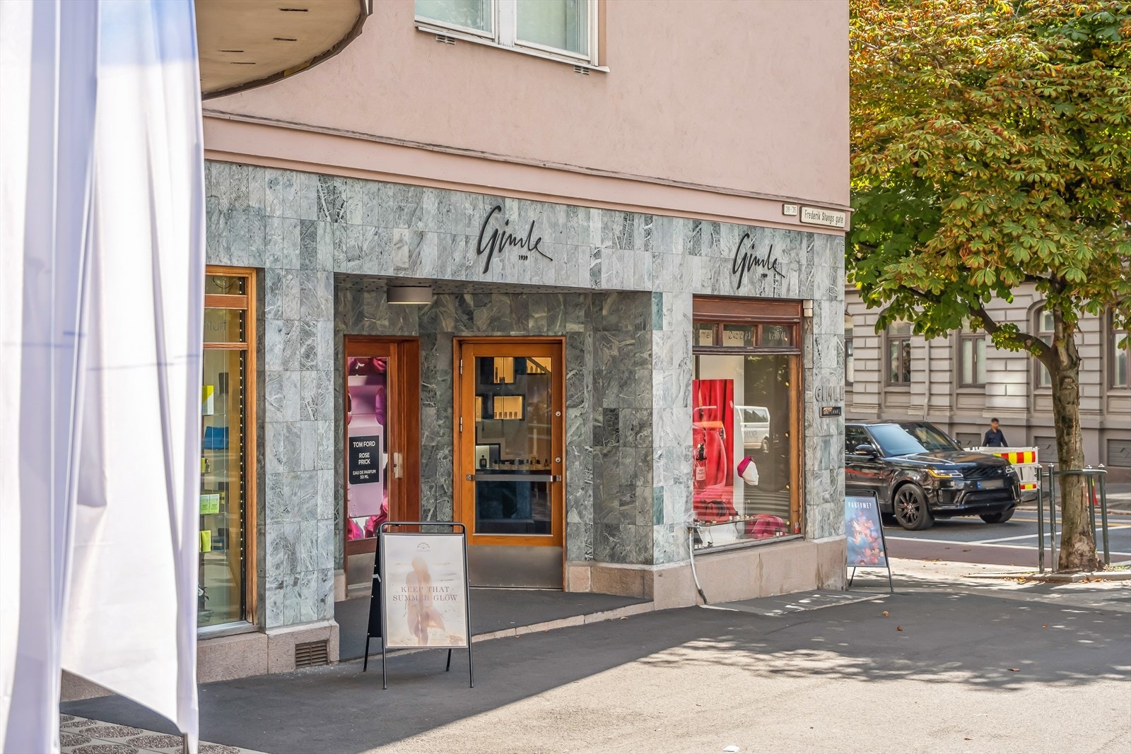 Ca 200 meter til Gimle Kino. Galleribilde