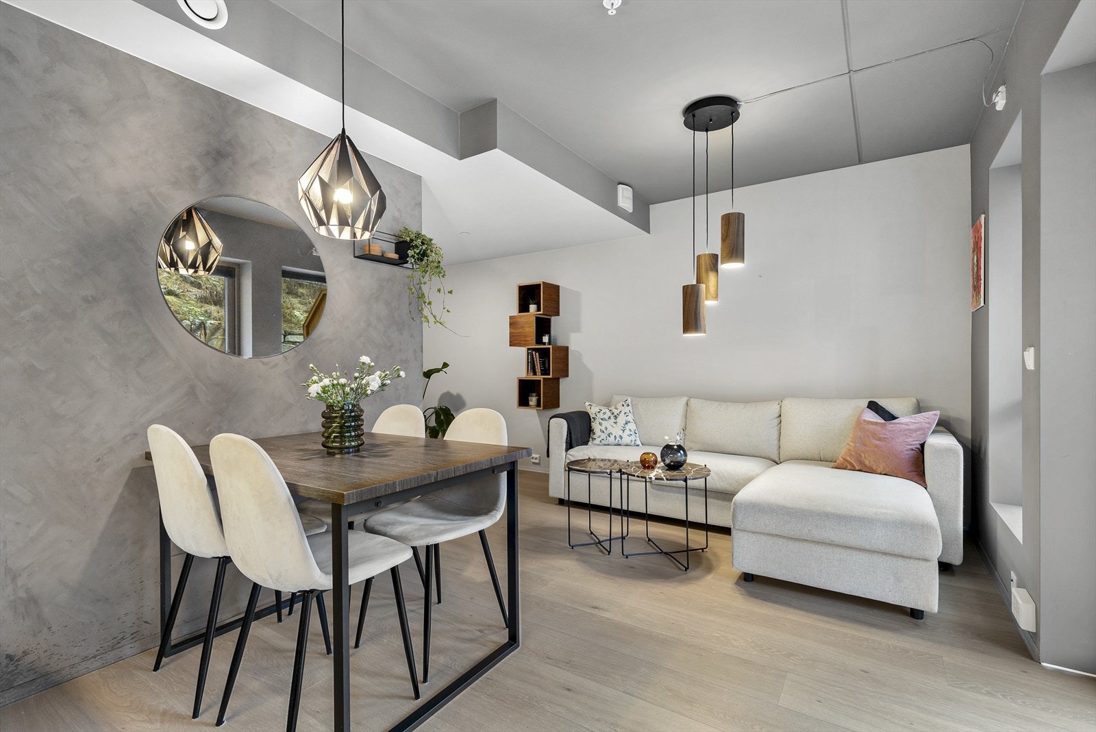 Lun og trivelig leilighet med delikate og varme farger. Galleribilde