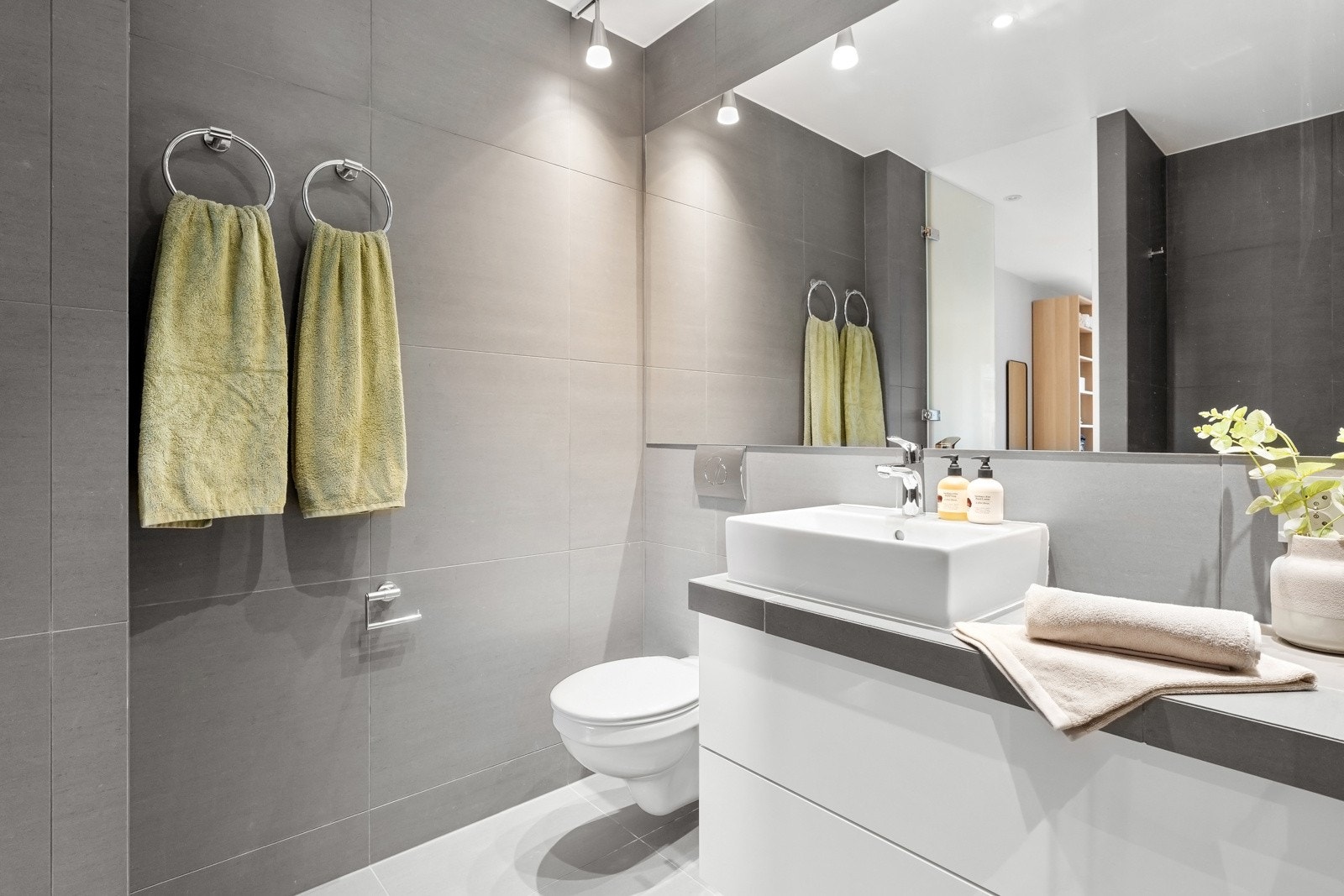 Begge badene er renovert i 2016. Galleribilde