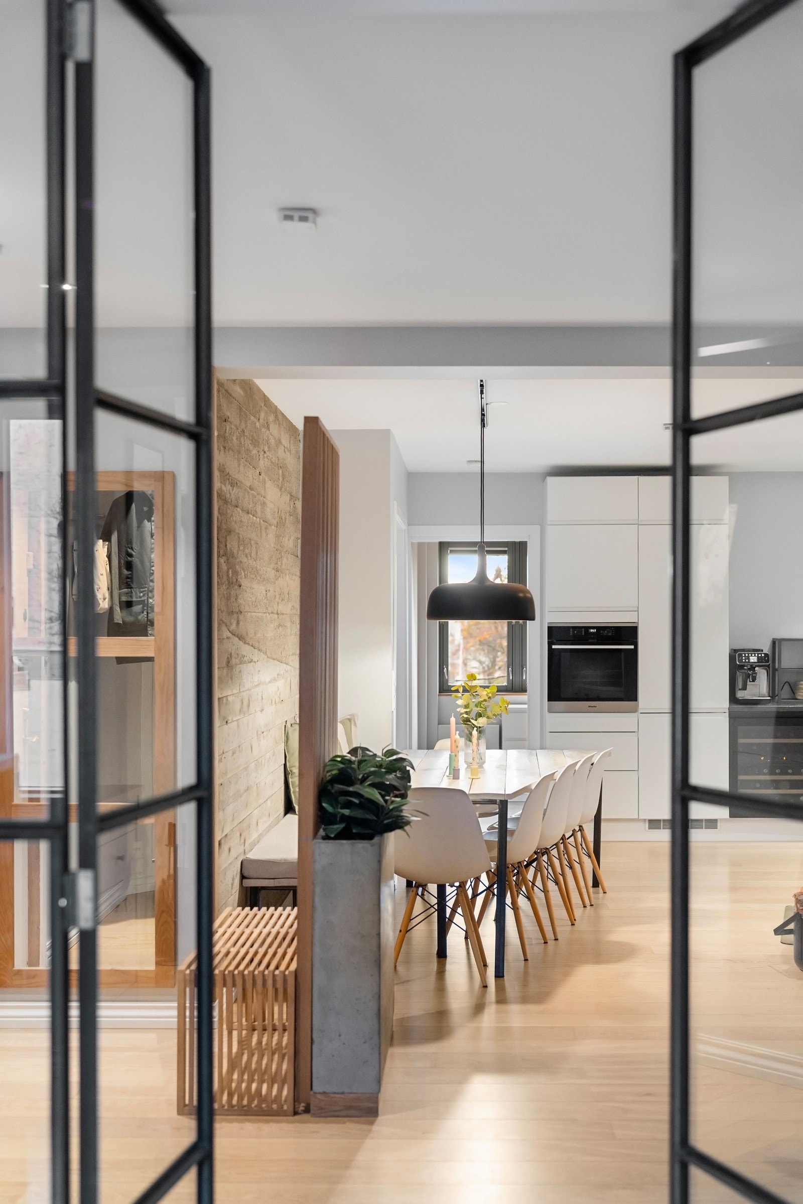 Ta kontakt med megler dersom oppsatte visninger ikke passer. Galleribilde