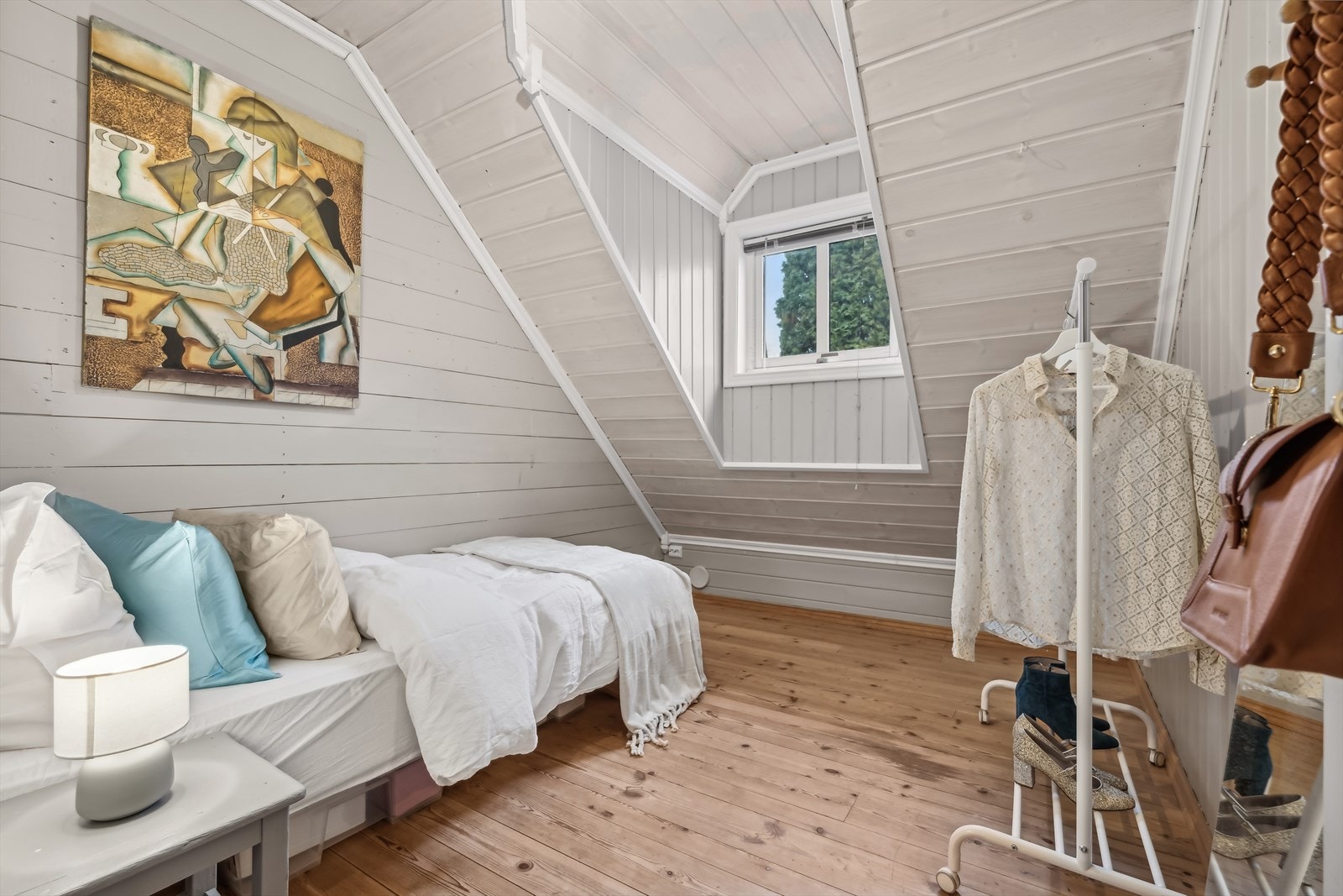 - Soverom 2 i loftetasjen - Galleribilde