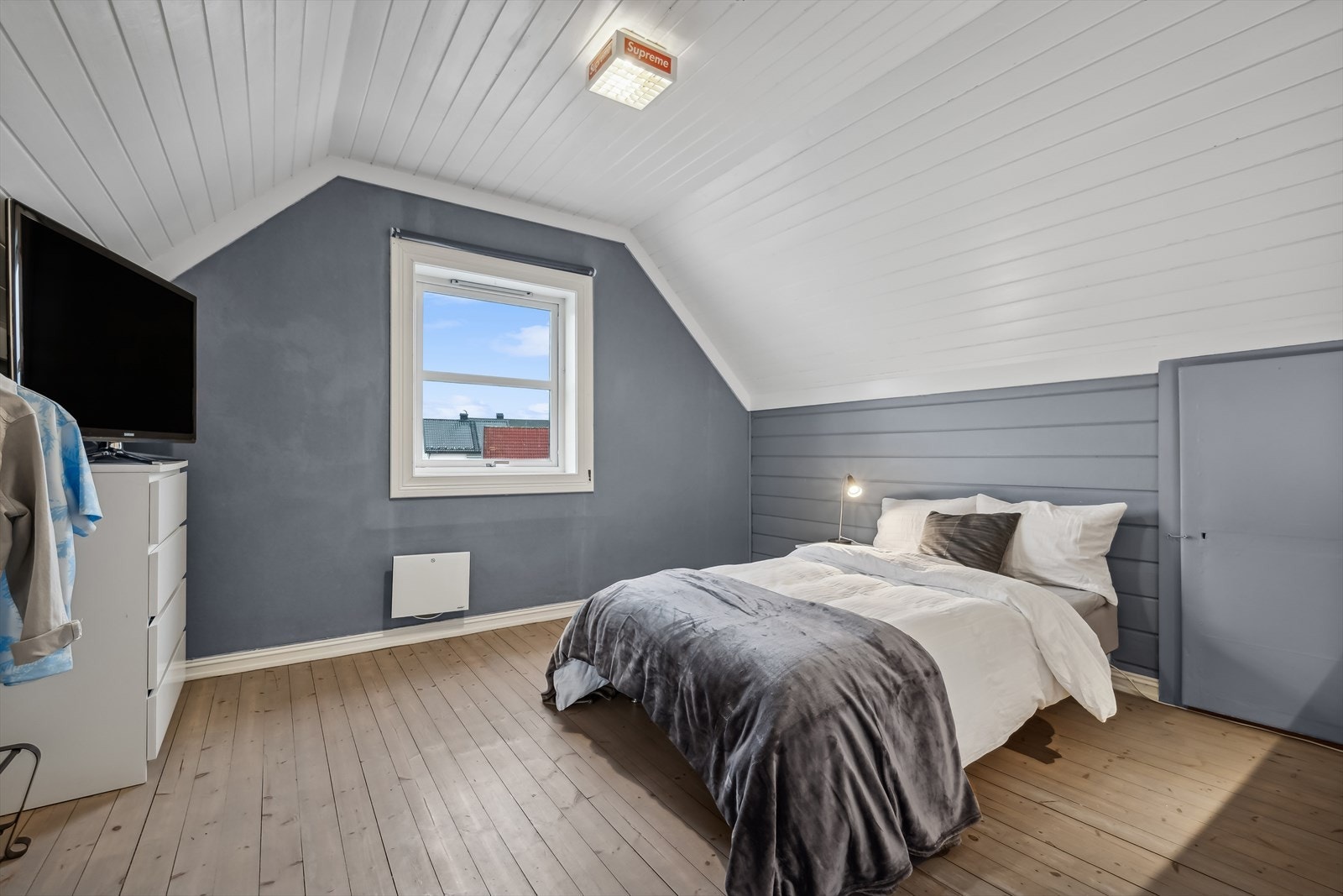 - Soverom 1 i loftetasjen - Galleribilde