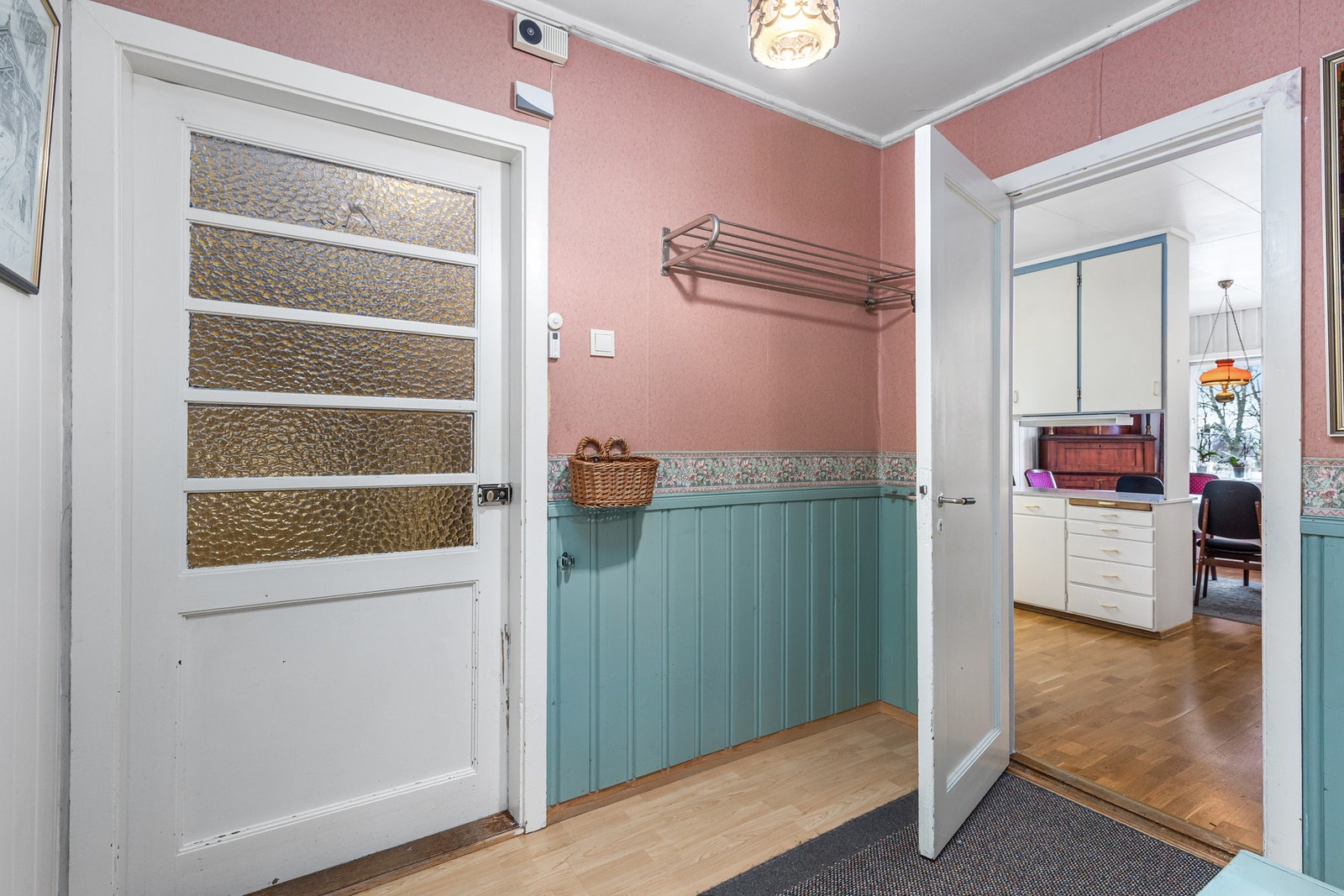 Entré. Galleribilde