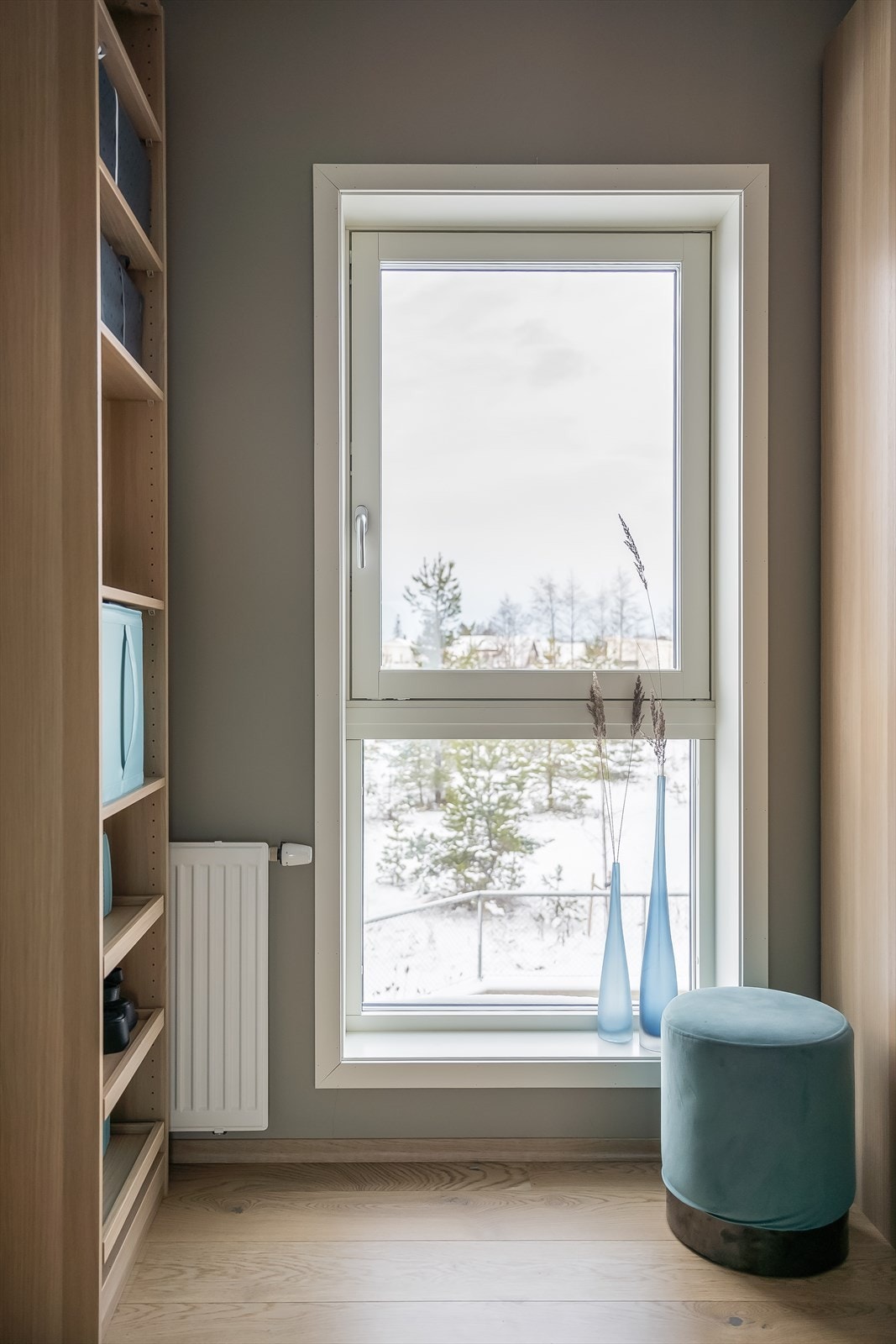 Rommet fungerer fint som garderobe, gjesterom eller hjemmekontor. Galleribilde