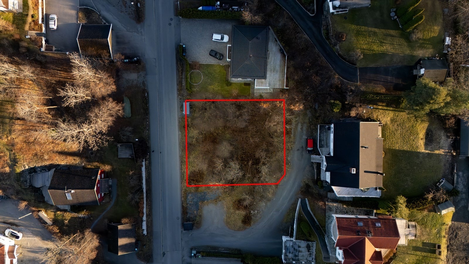 Eiet tomt på 749,3 kvm. Galleribilde