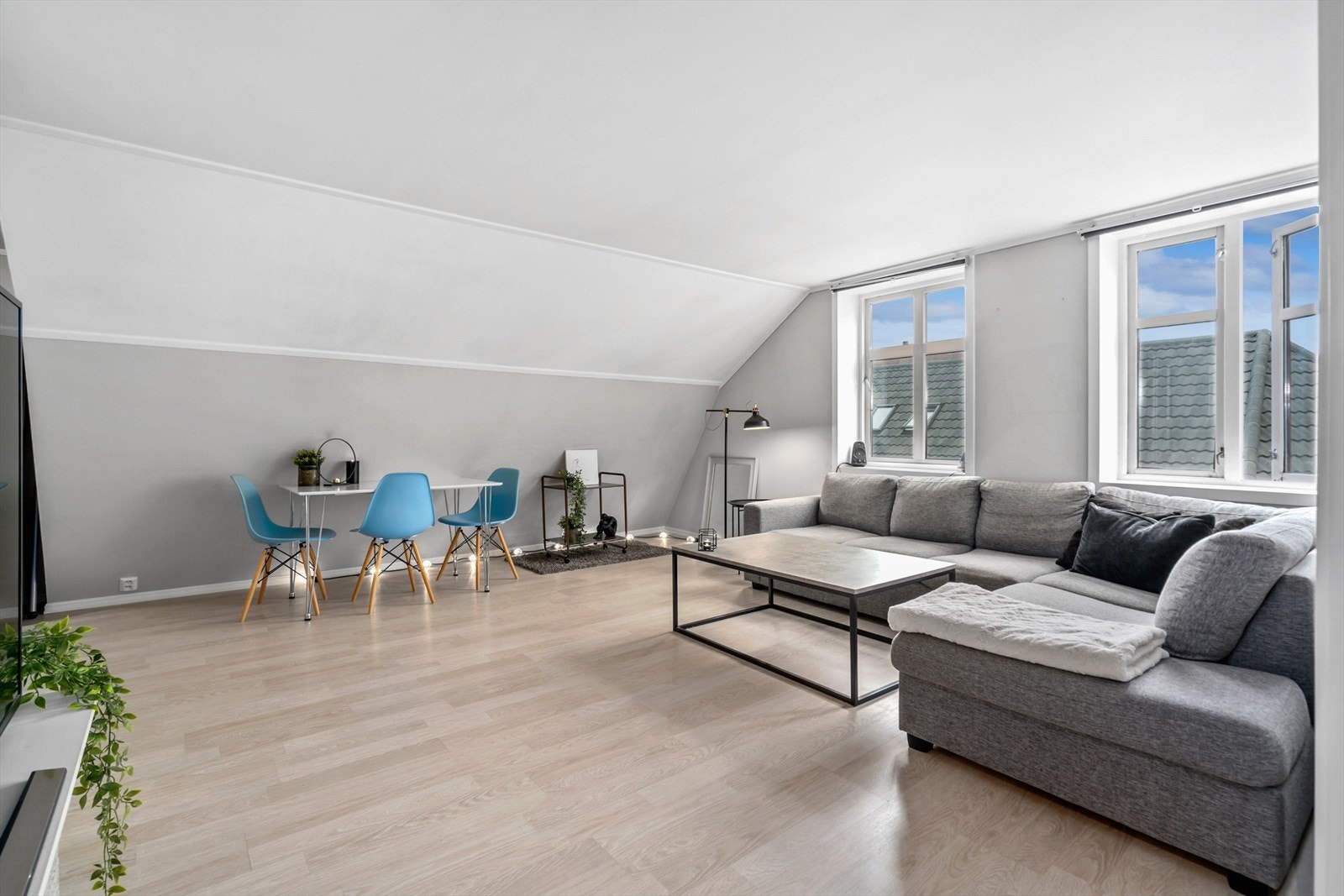 DNB Eiendomv/ Celine Michelsen Leines har gleden av å presentere Grev Wedels gate 8 B! Galleribilde