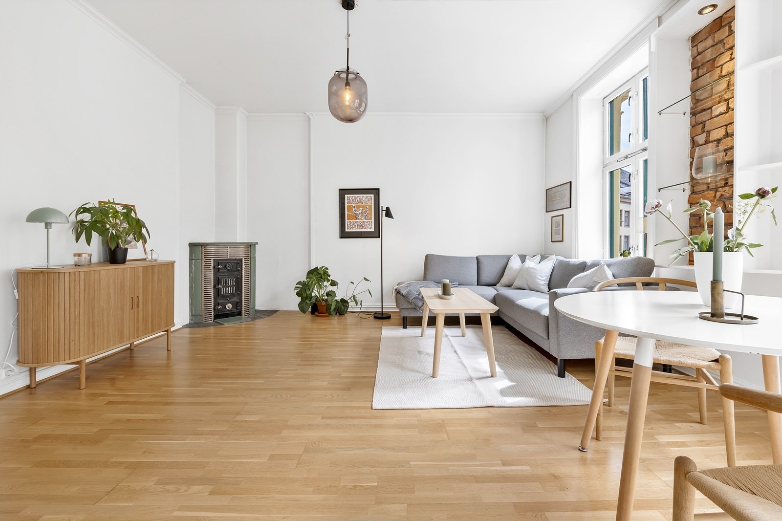 Velkommen til Tøyengata 17A - Presentert av Jeanette Stenersen i EiendomsMegler 1. Galleribilde