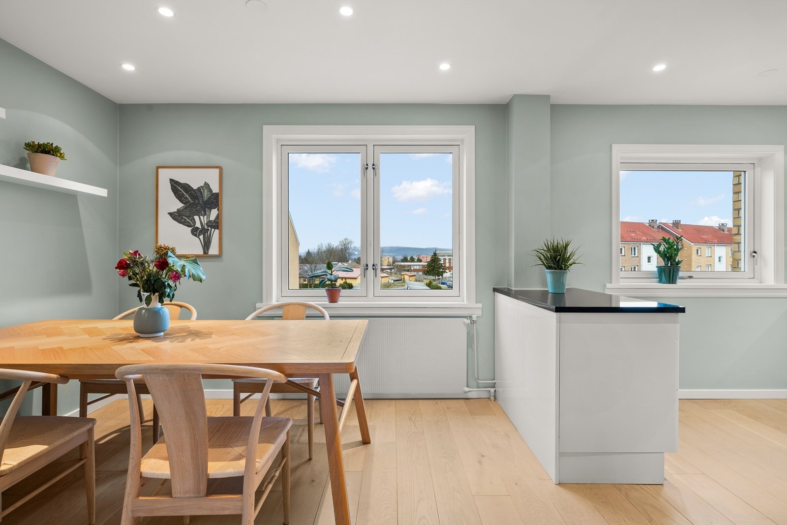 Lekker leilighet med malte overflater fra 2020 av fagfolk Galleribilde