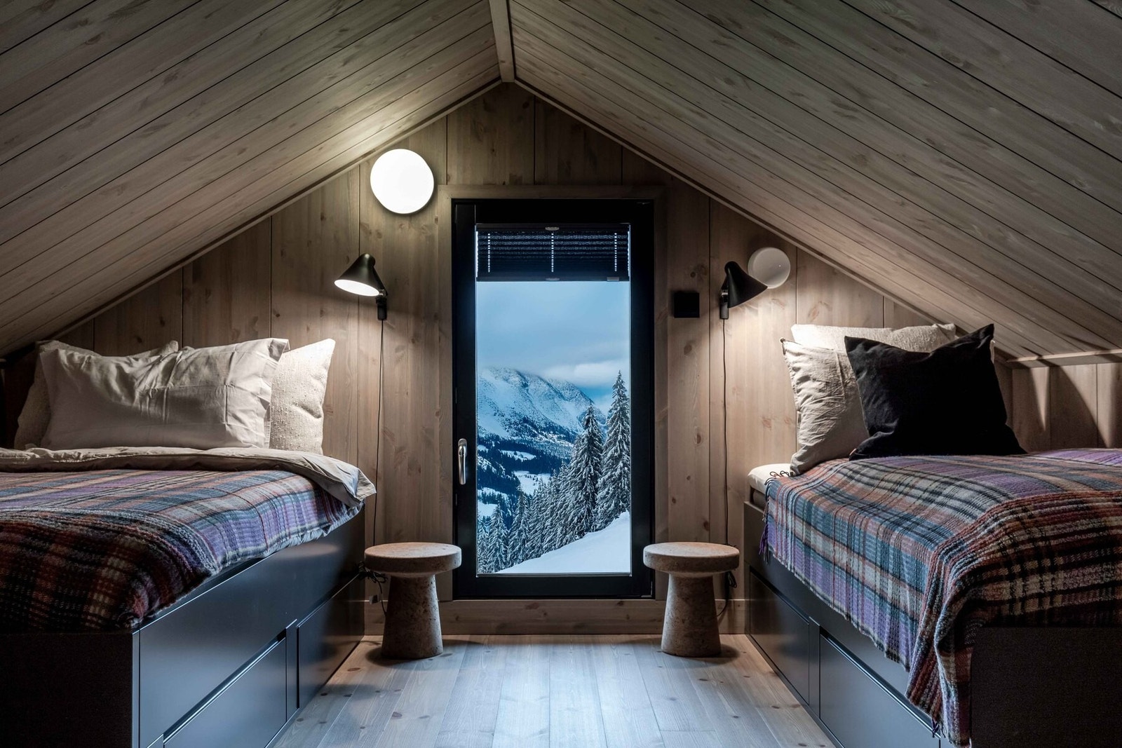 Foto fra hems i vår visingshytte på Hellerudsletta. Galleribilde