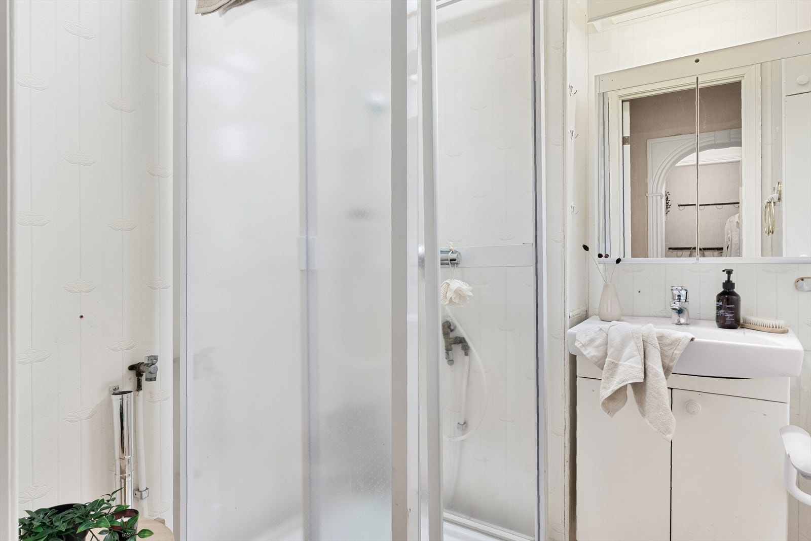 Badet er vurdert til TG3 og er modent for renovering. Galleribilde