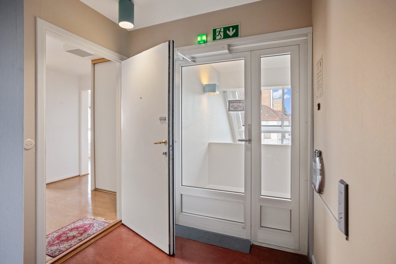 Inngangsparti Galleribilde