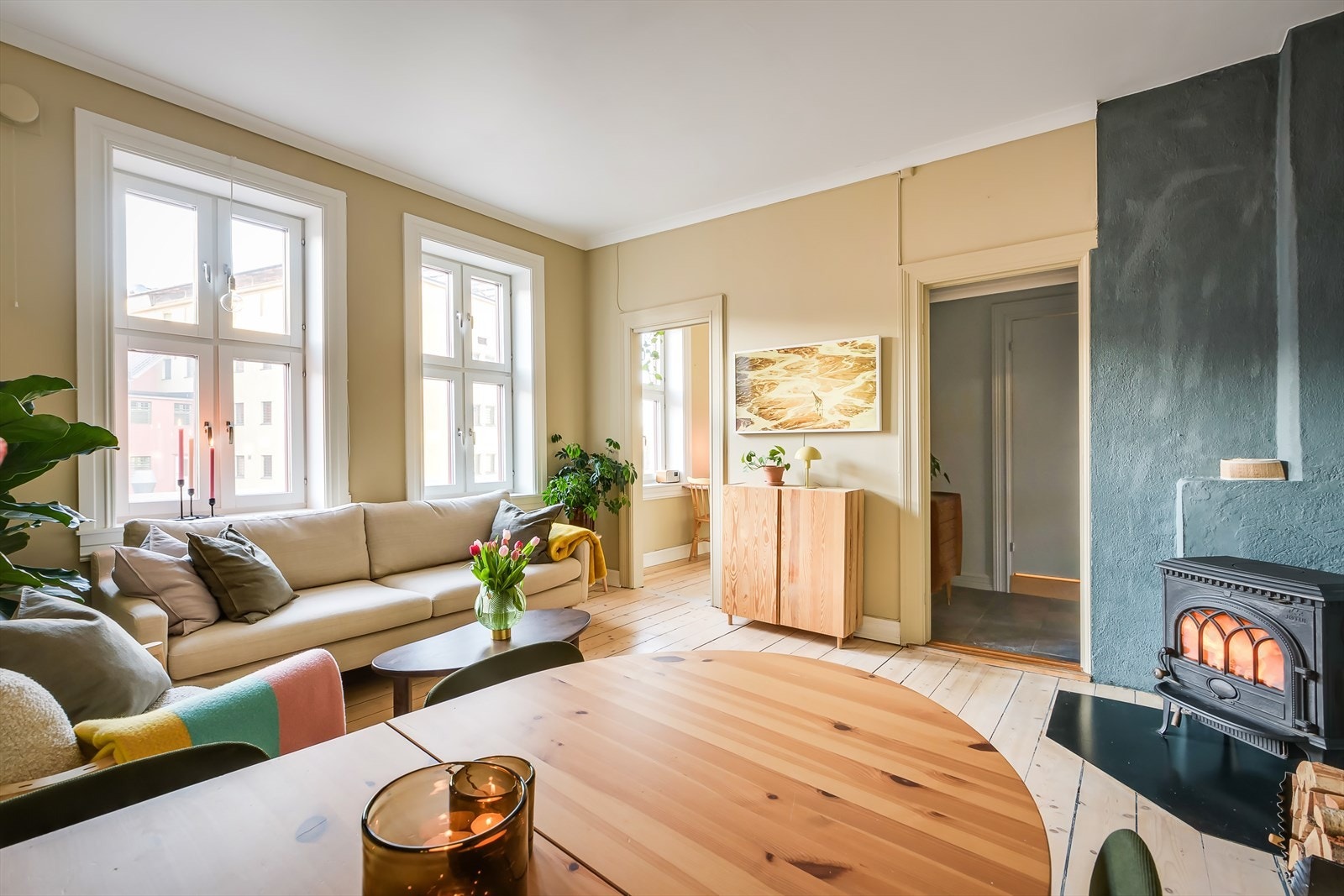 Fra stuen har du adkomst til kjøkken. Galleribilde