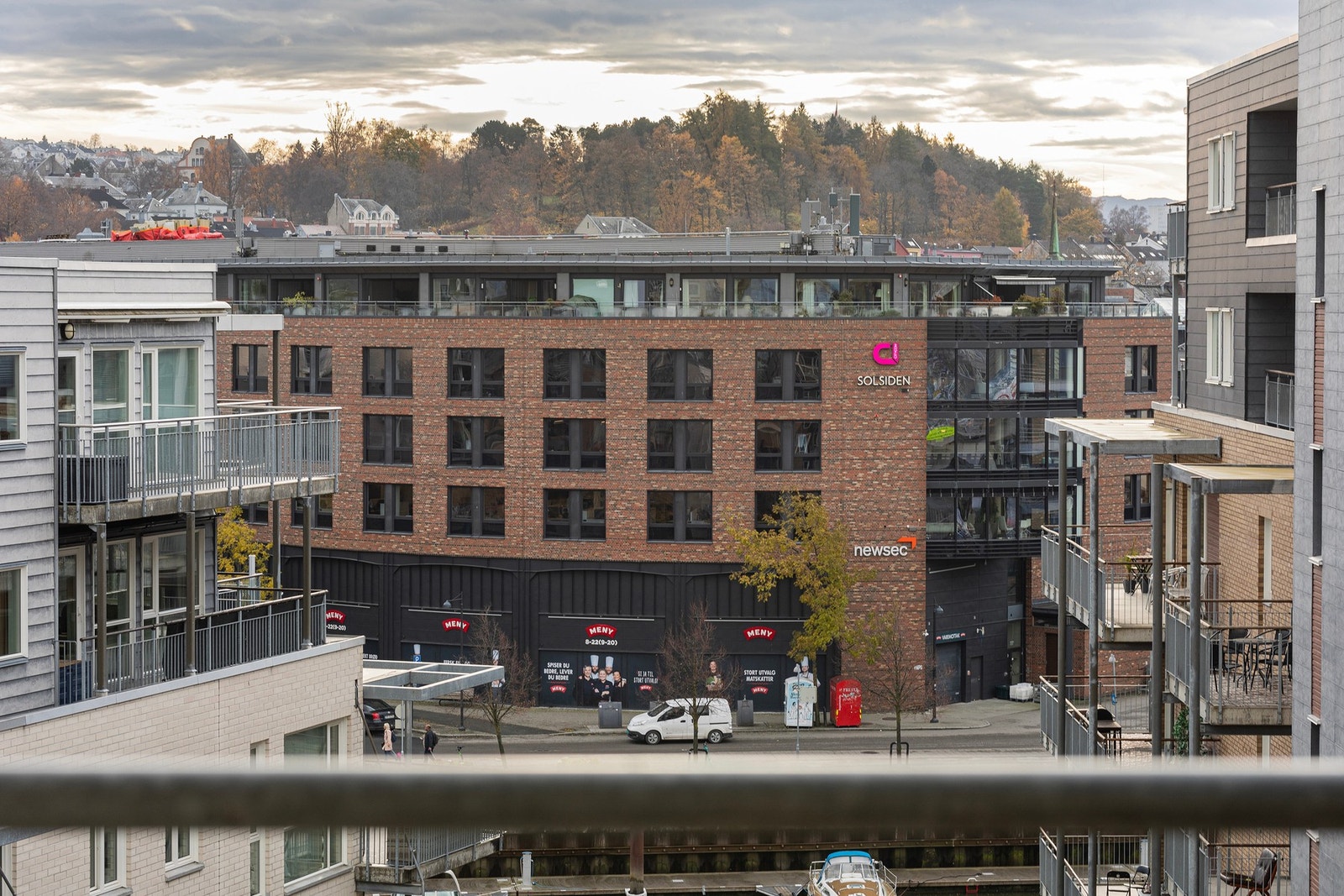 Utsiktsbilde. Galleribilde