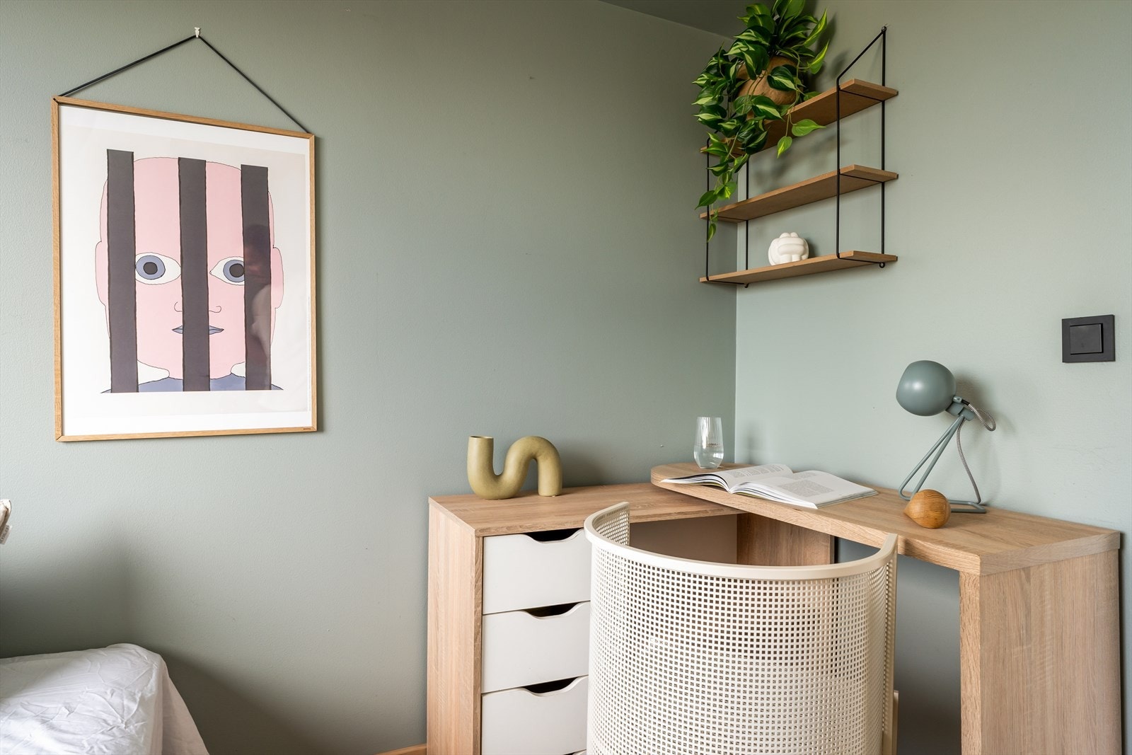 Et ypperlig barnerom, gjesterom eller kontor! Galleribilde