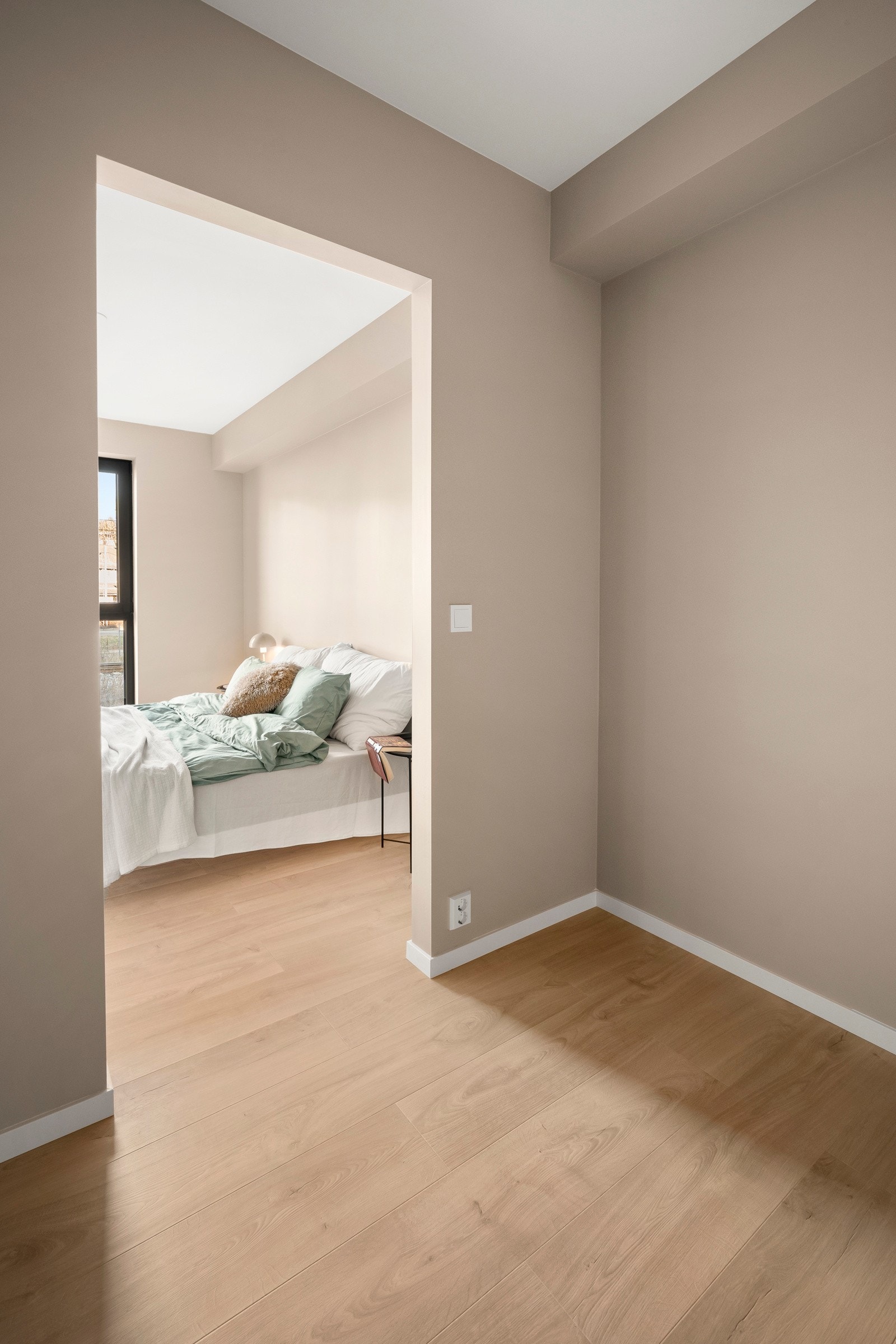 Walk-in closet. Galleribilde