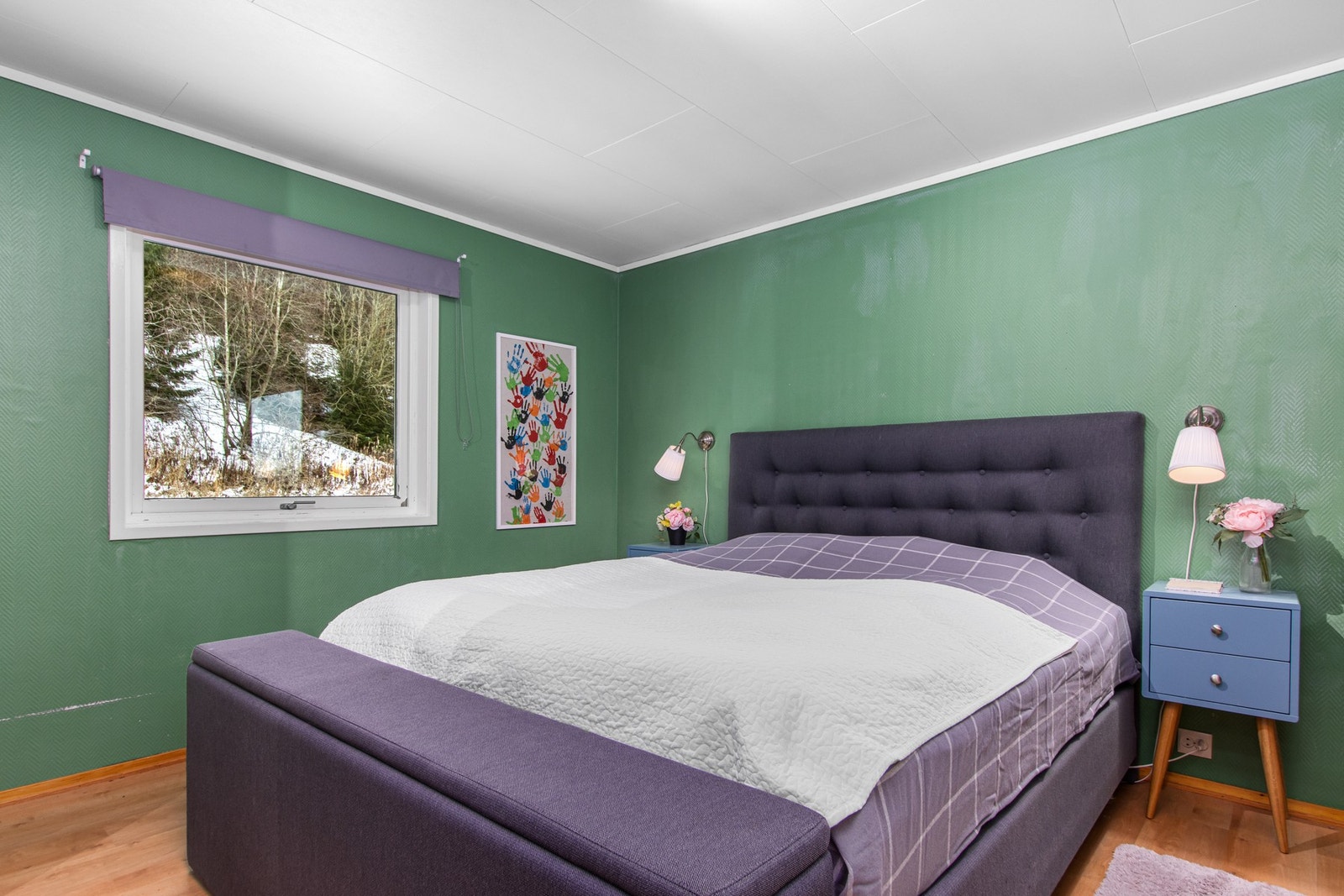 Hovedsoverom. Et av tre soverom. Galleribilde