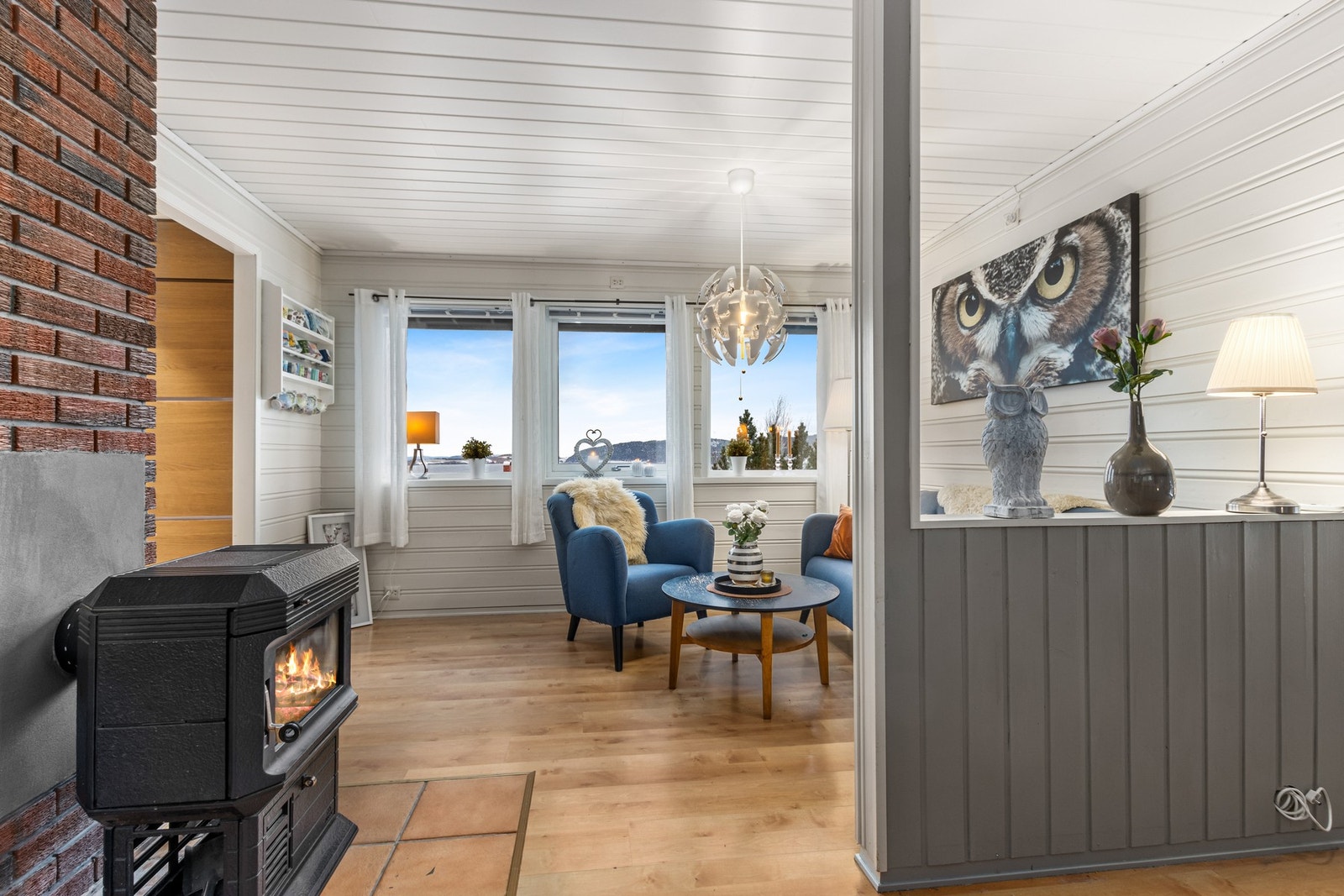 "spisestue" ved kjøkken. Galleribilde