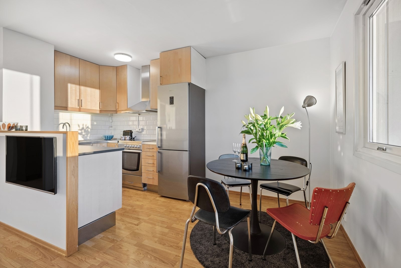 Praktisk IKEA-kjøkken. Galleribilde