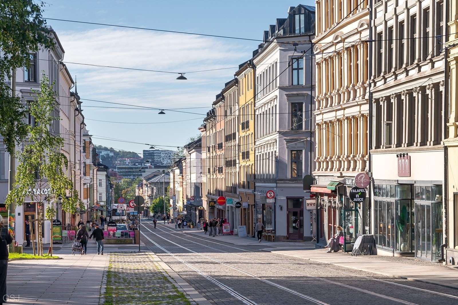 Leiligheten ligger på urbane Grünerløkka med stort kultur- og servicetilbud rett utenfor døra. Galleribilde
