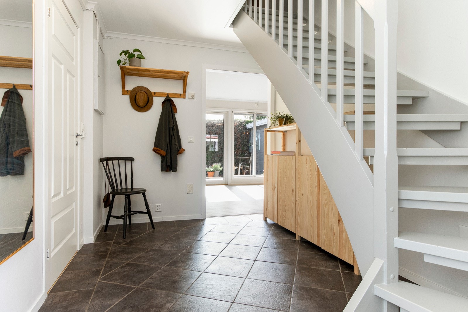 Da tar vi trappen opp til 2. etasje Galleribilde