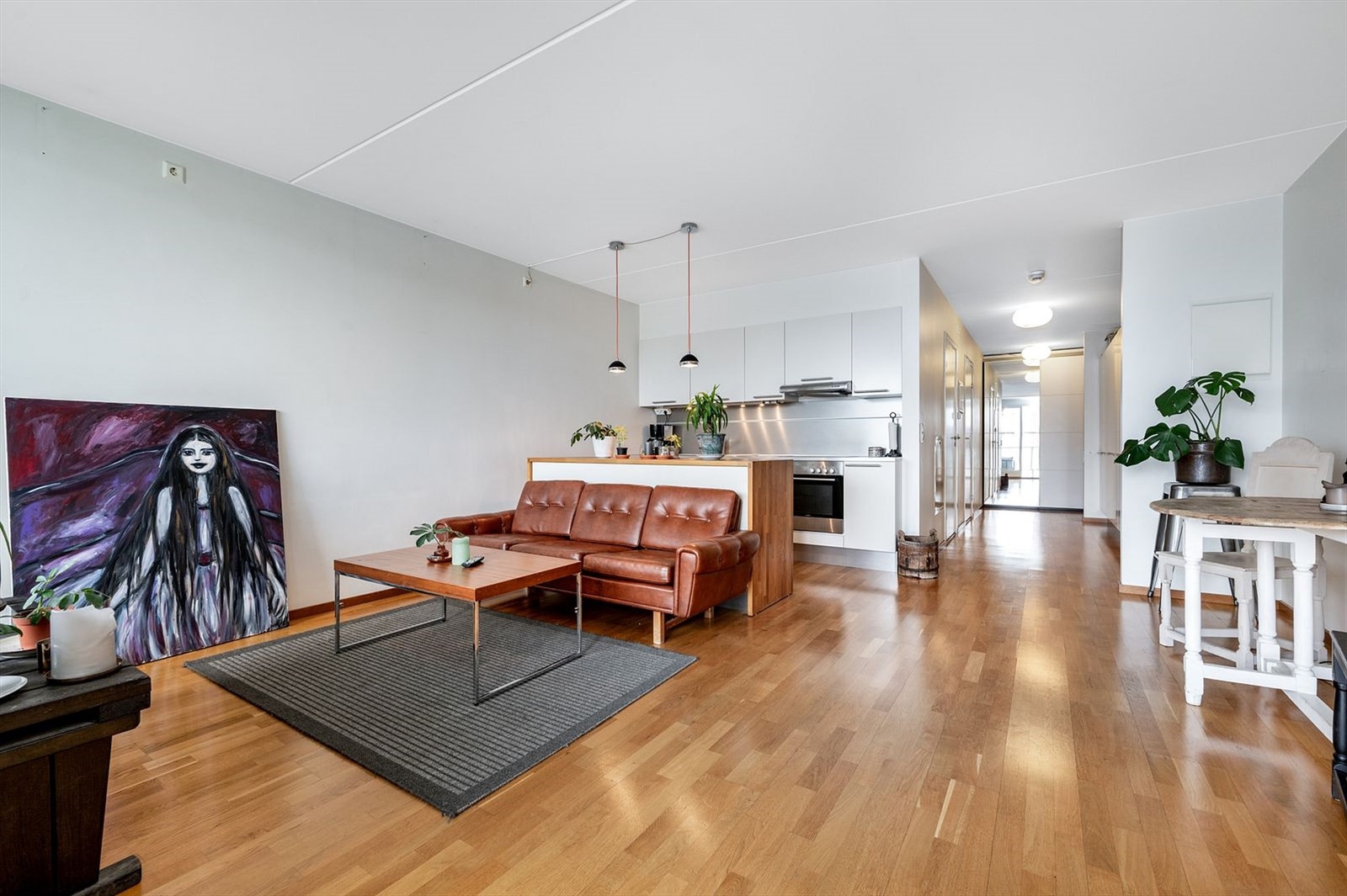 God plass til sofagruppe og bord Galleribilde