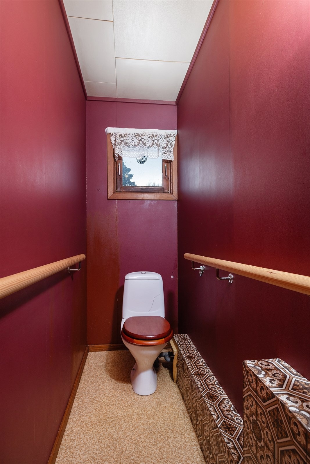 Toalett. Galleribilde