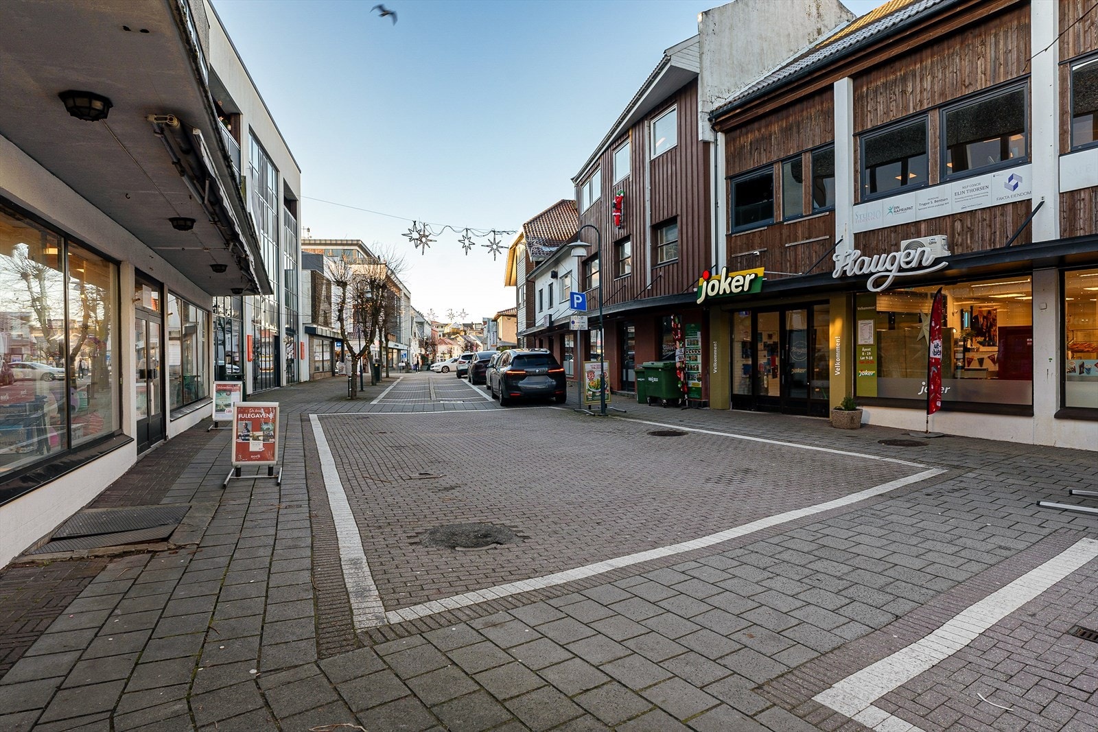 I nabobygget finner man søndagsåpen Joker-butikk Galleribilde