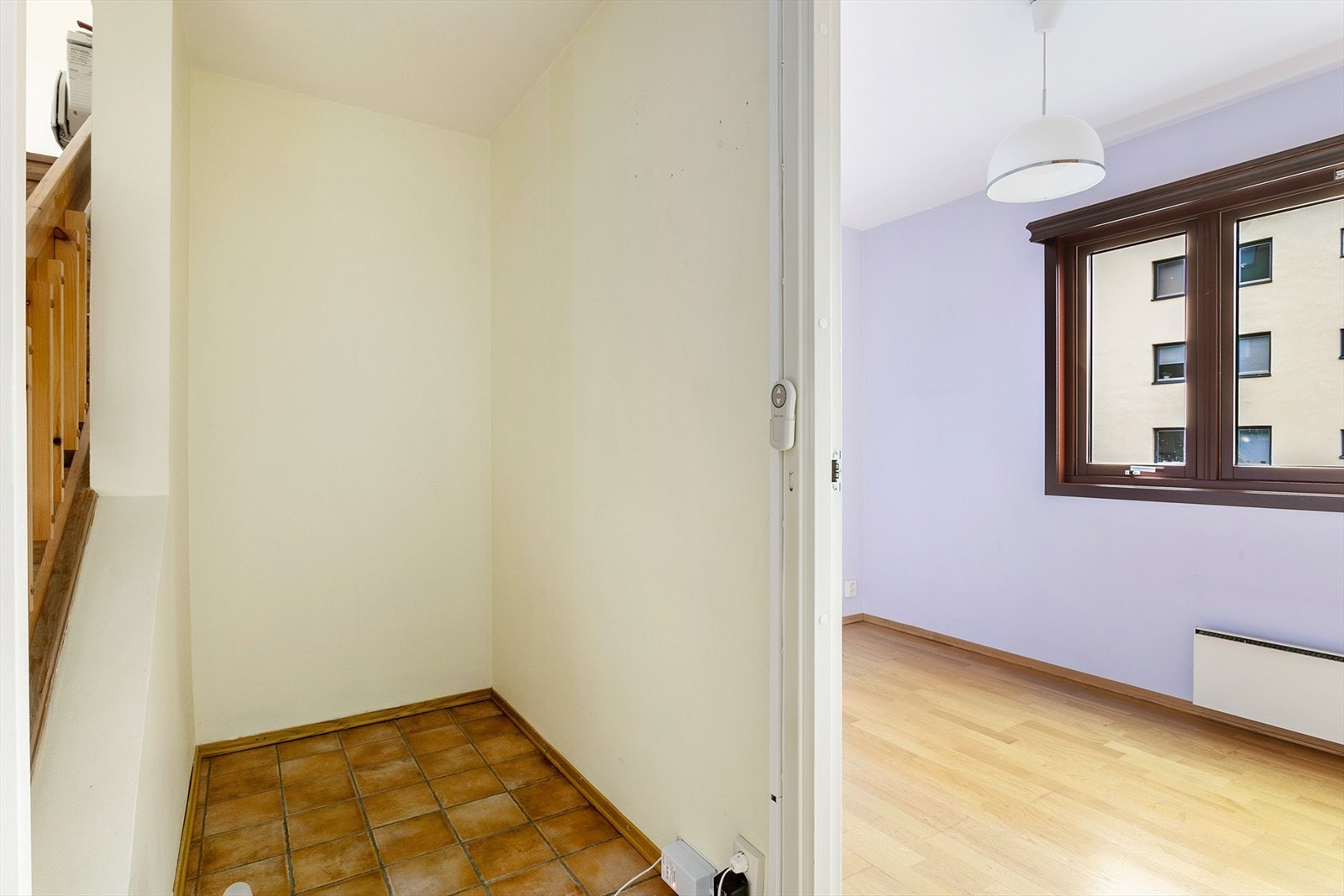 Godt med lagringsplass for yttertøy og sko i entré Galleribilde